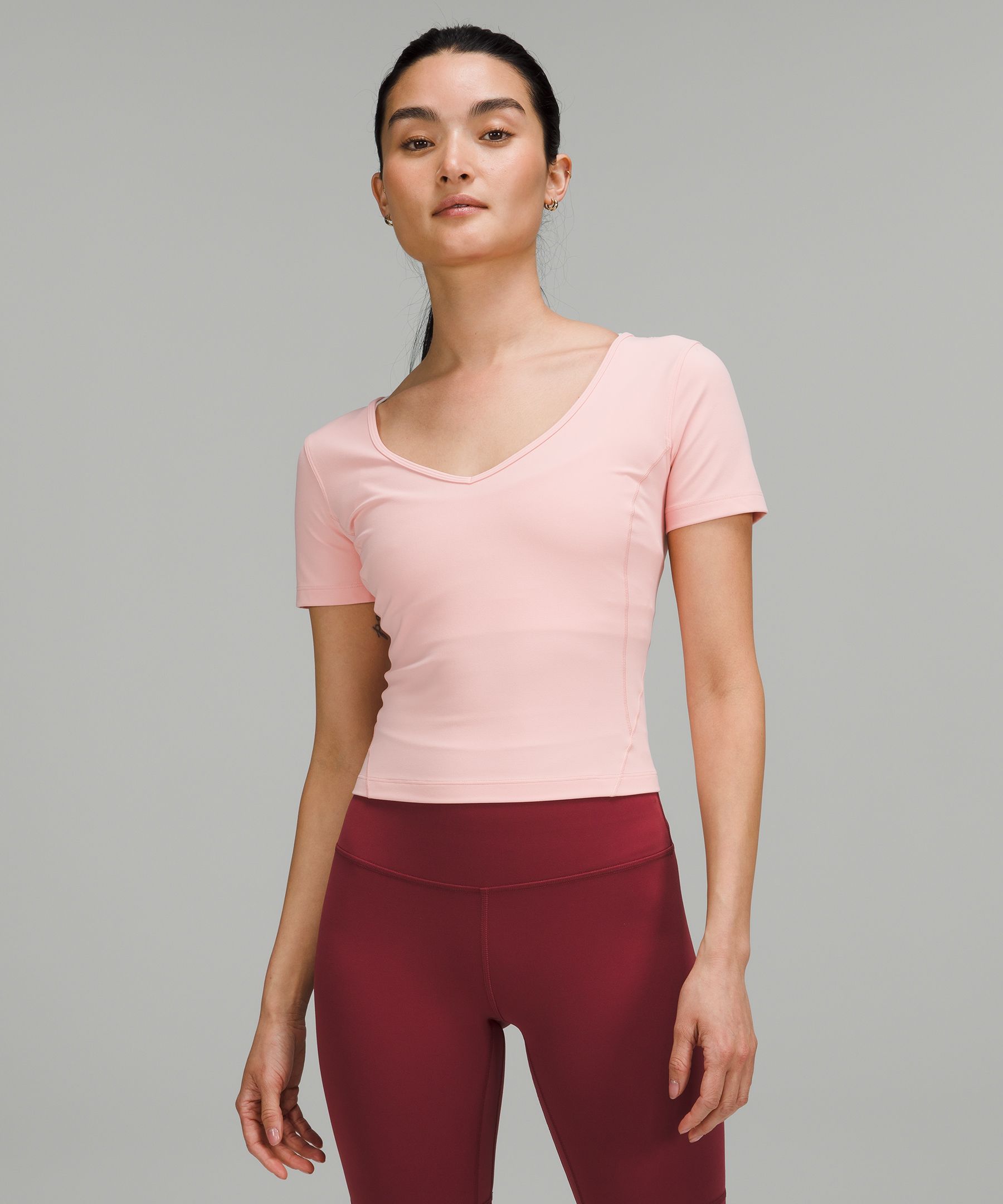 90%OFF!】 美品 lululemon ルルレモン サイズ2 Tシャツ align tee