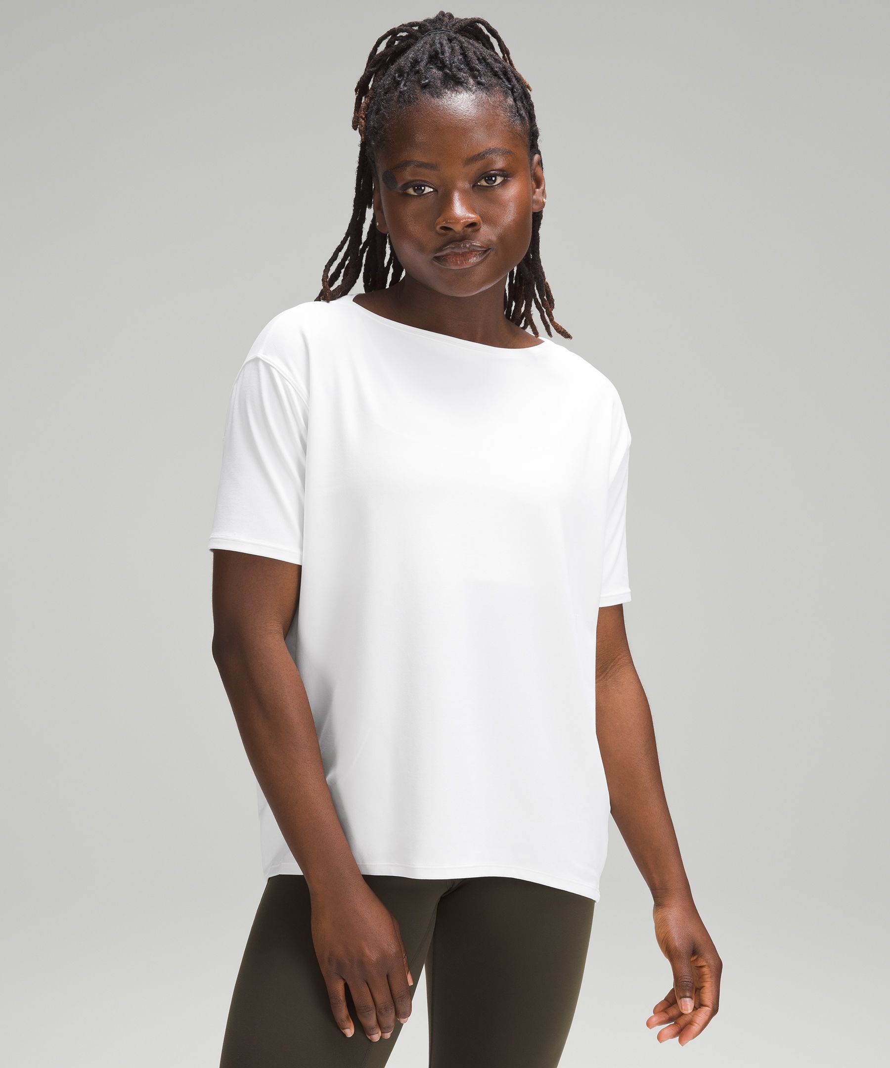 Back In Action Short Sleeve T-shirt Nulu In White