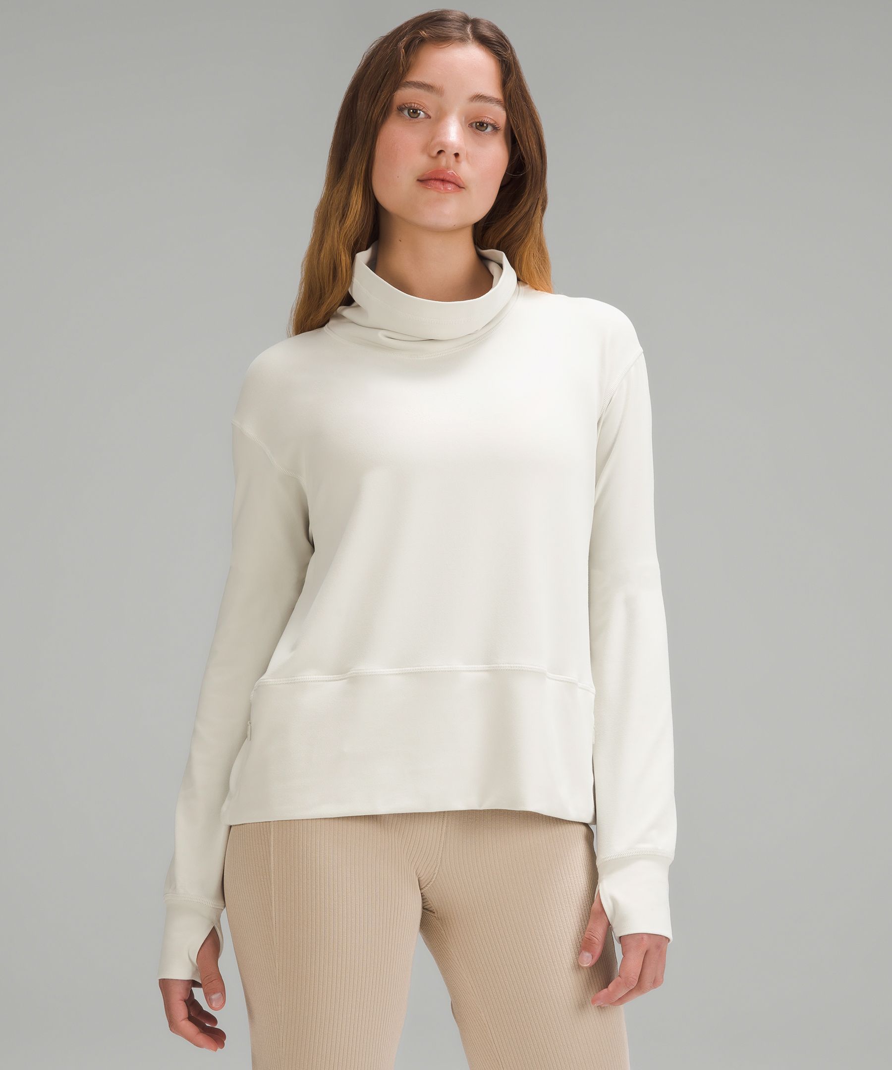 Ready to Rulu Pullover