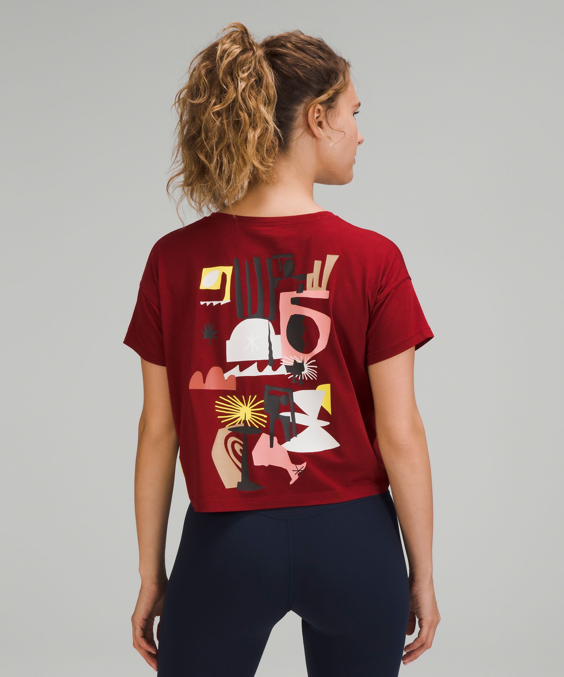 Lululemon Cates T-Shirt Size 4? Love Red Cropped Crewneck Pima Cotton