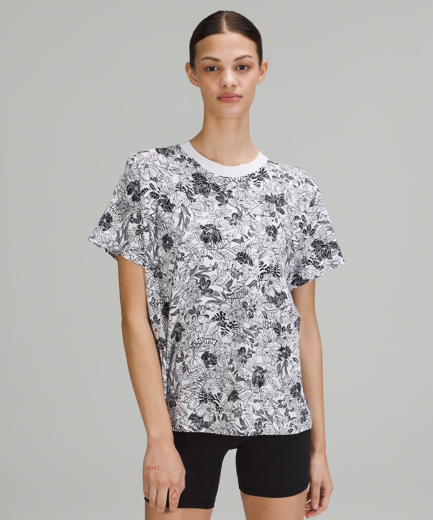 All Yours Short Sleeve Graphic T-Shirt *Vitasea