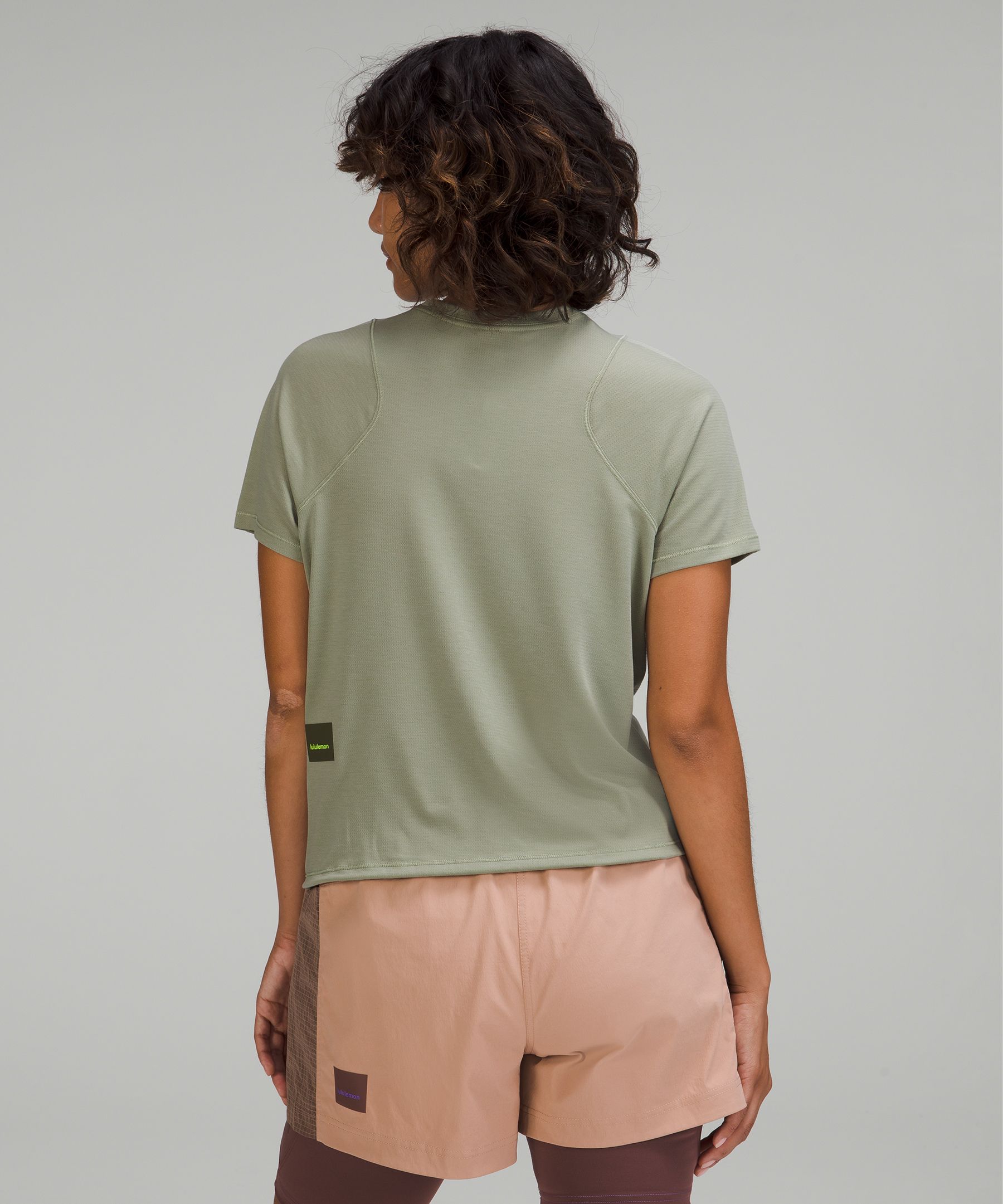 Lightweight Cinched Hem Hiking T-Shirt