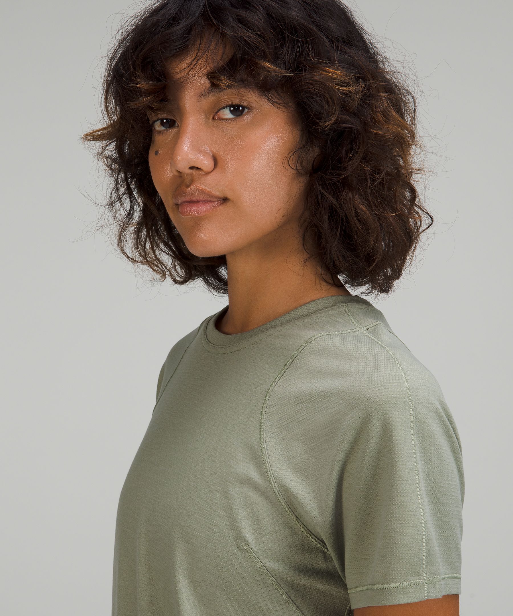 Lightweight Cinched Hem Hiking T-Shirt