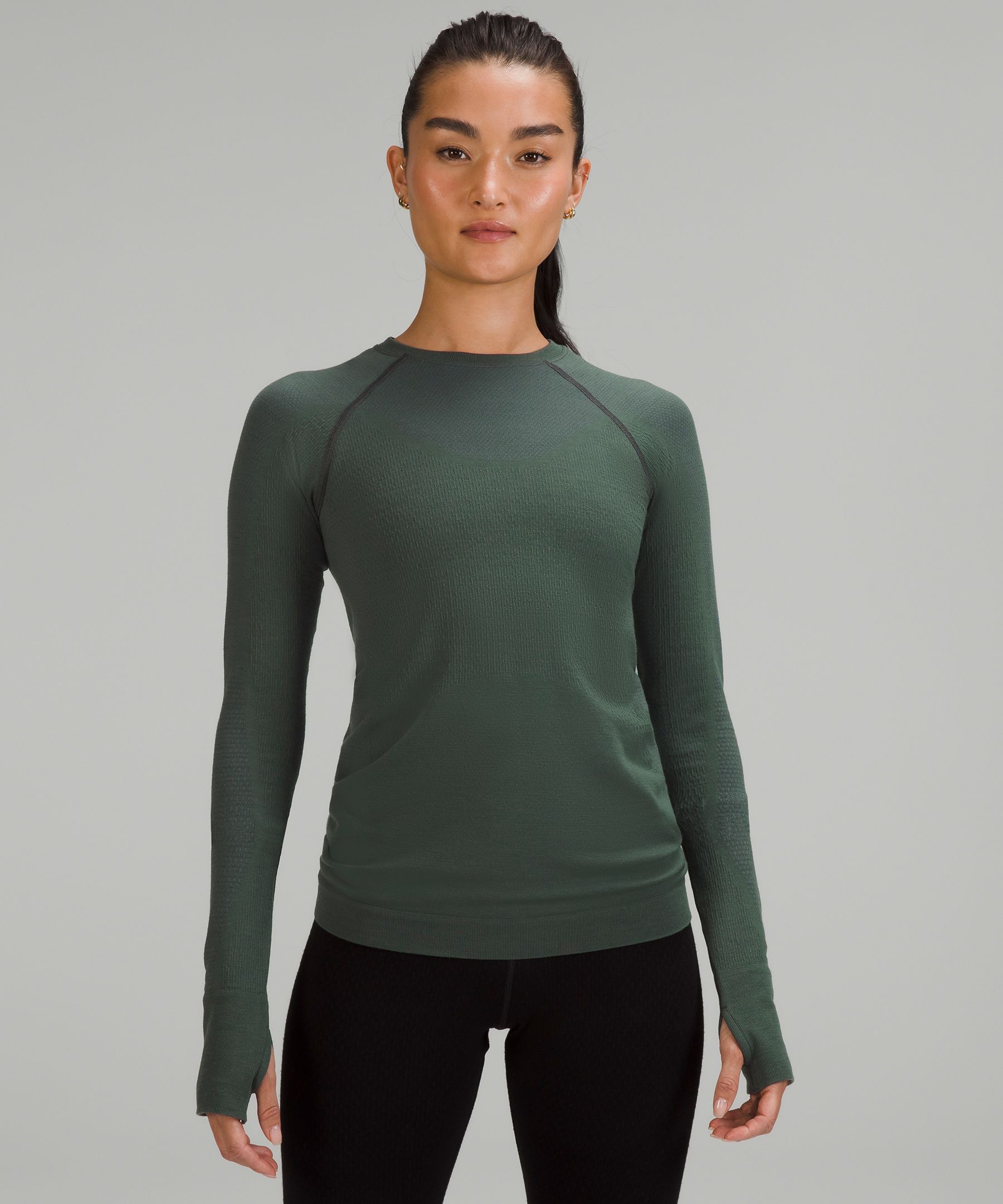 https://images.lululemon.com/is/image/lululemon/LW3FQNS_047759_1?size=800,800