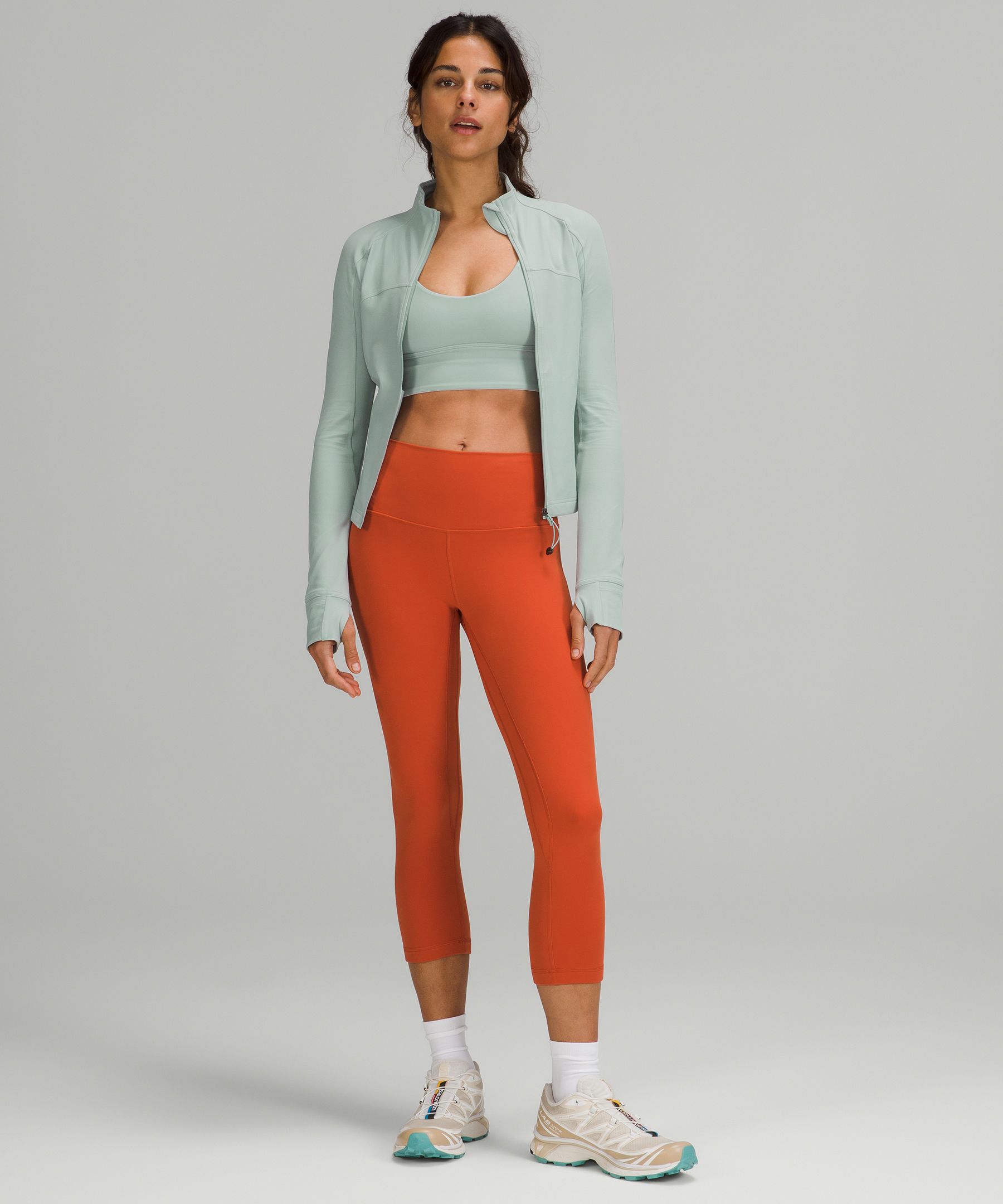 Nulu Cropped Define Jacket