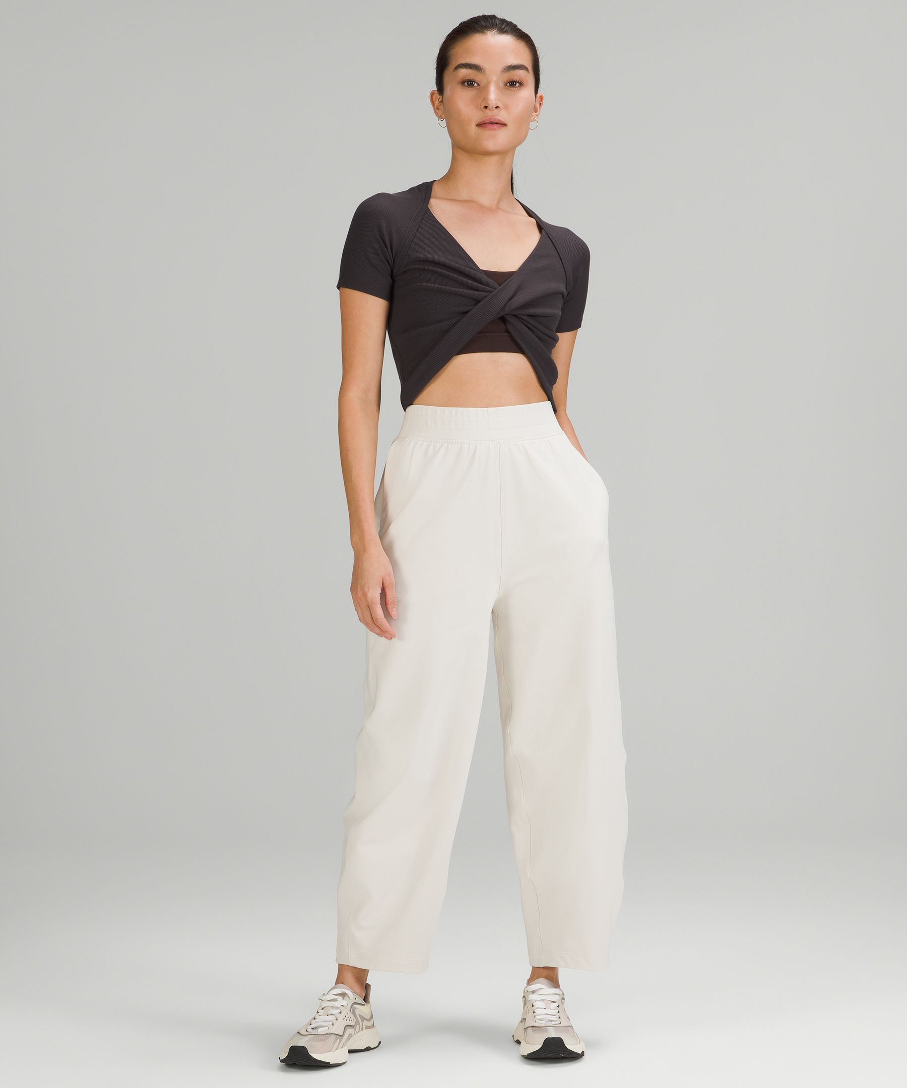 LA Twist Front Crop Top