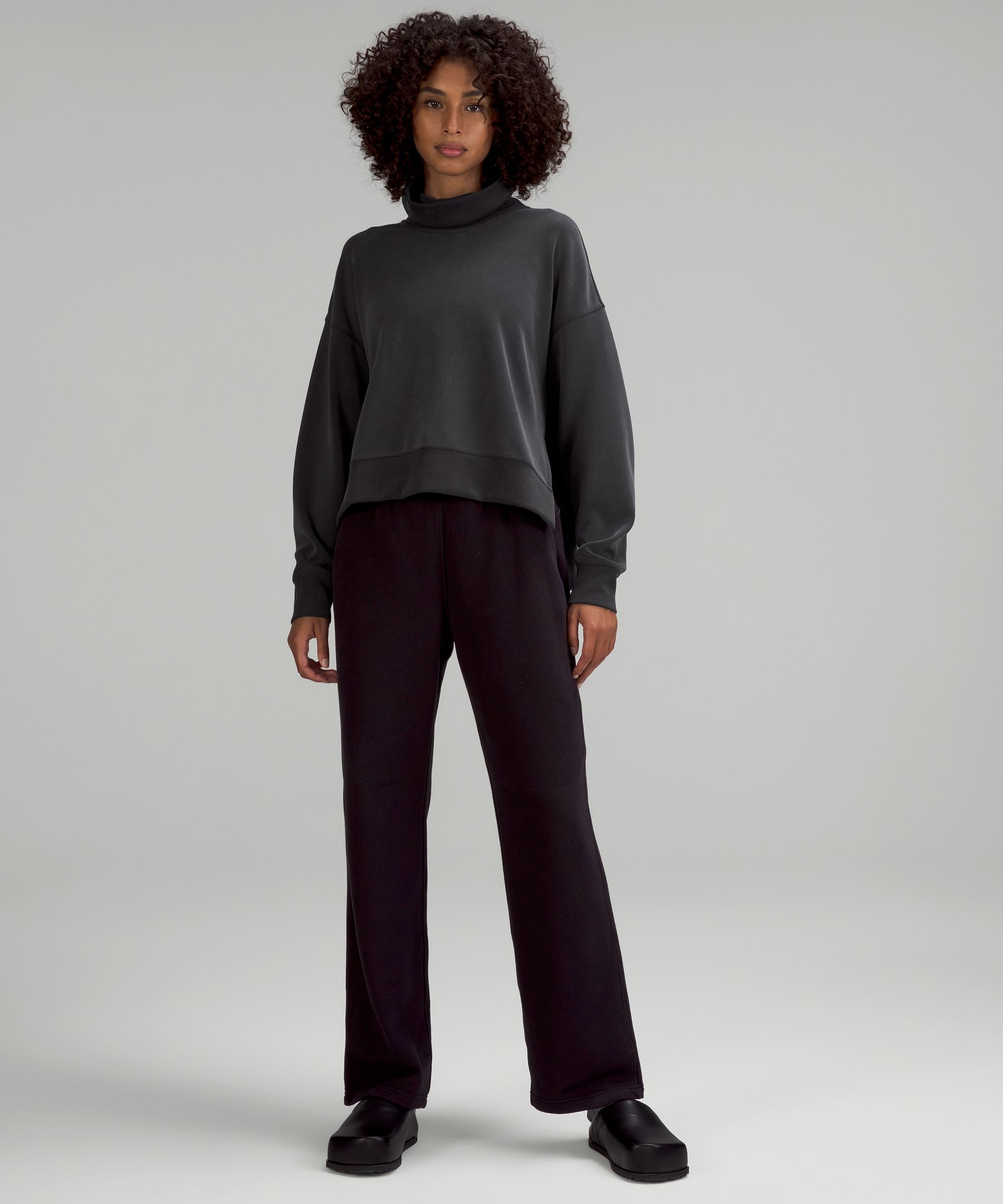 Lululemon on sale turtleneck sweatshirt