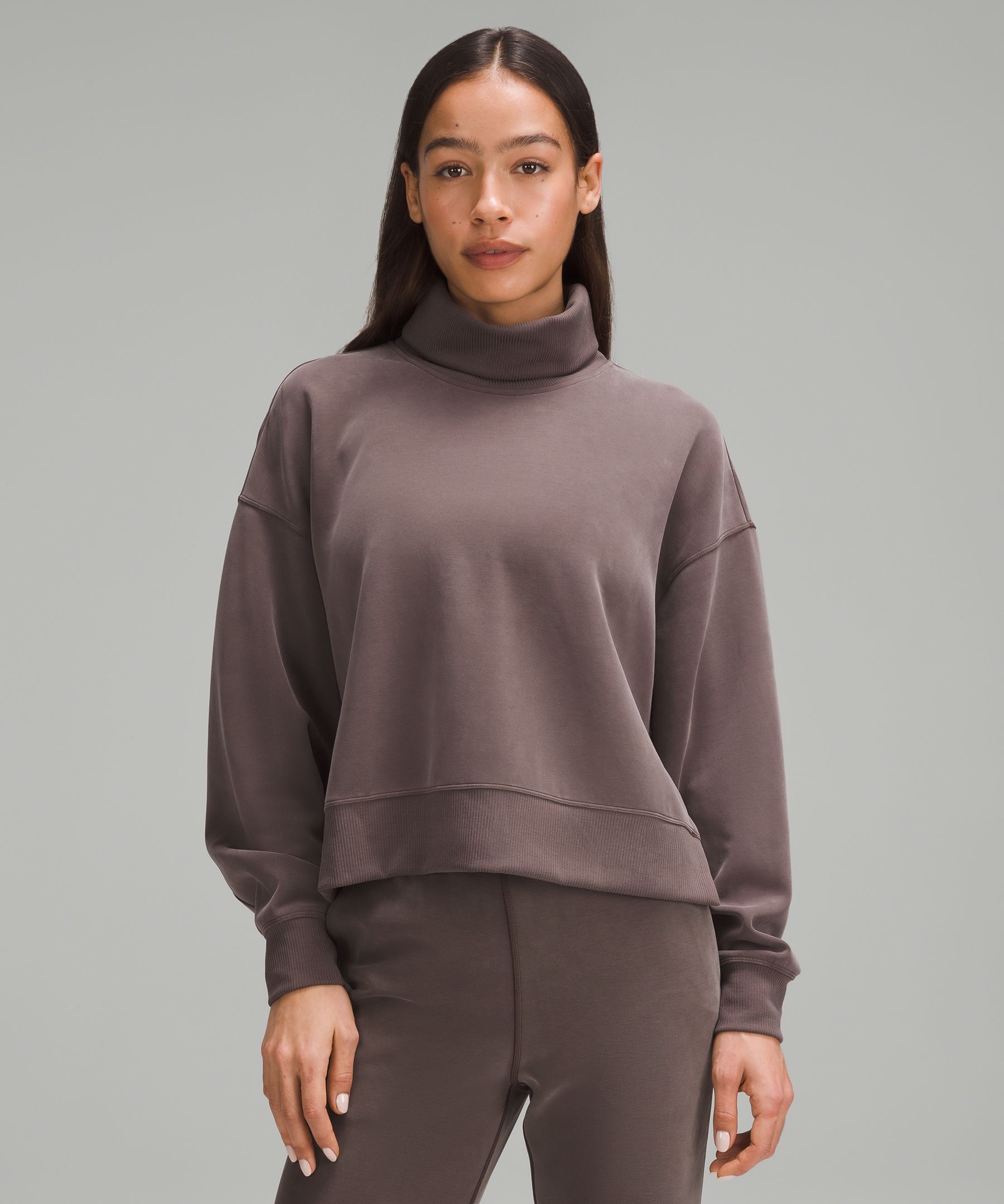 Lululemon athletica Softstreme Turtleneck Pullover