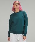Loungeful Pullover mit Rundhalsausschnitt *Bestickt Nur online erhältlich