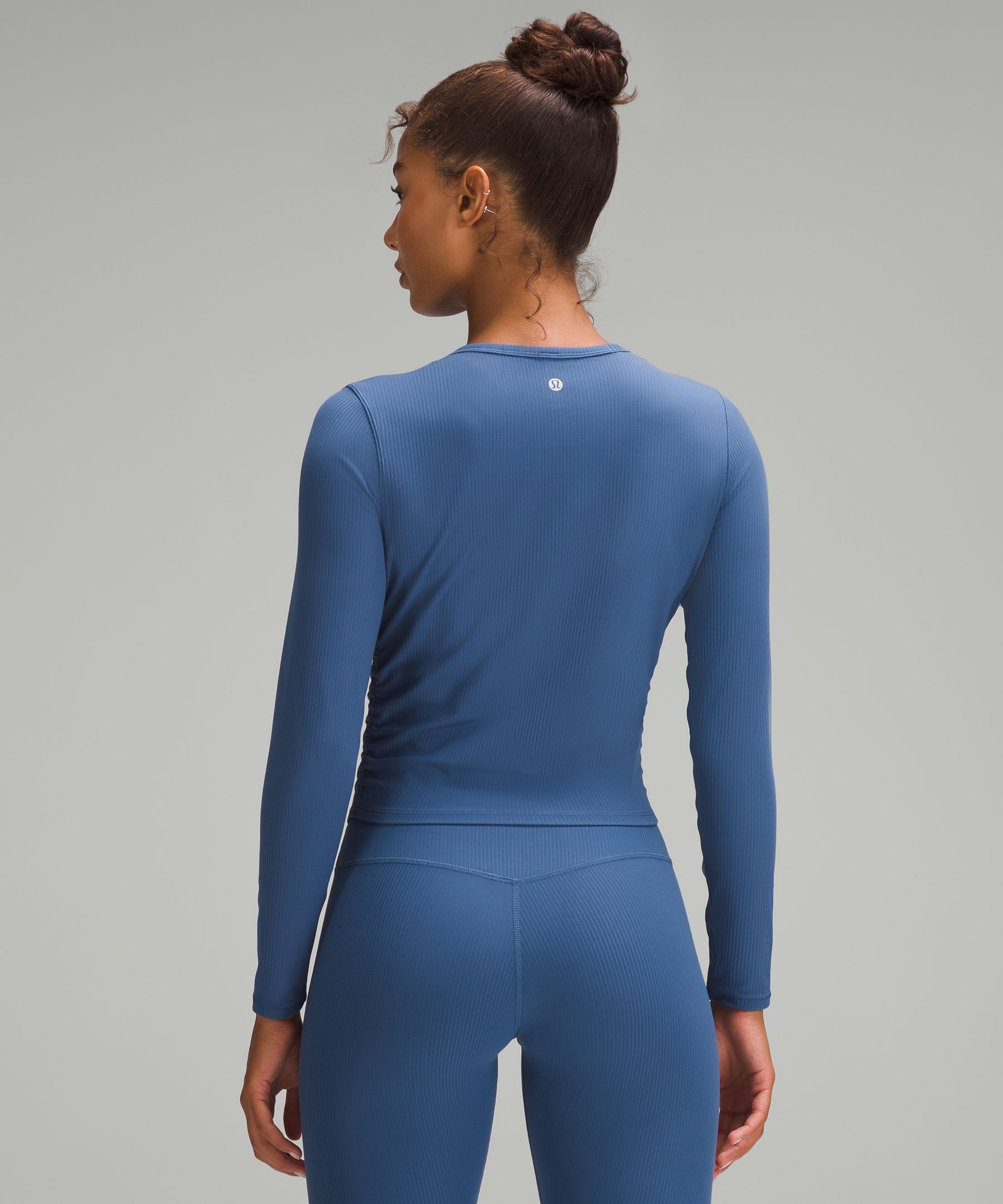 本日まで【新品】ルルレモン All It Takes Nulu 長袖シャツ All It Takes Nulu 長袖シャツ | ロングスリーブ | Lululemon JP