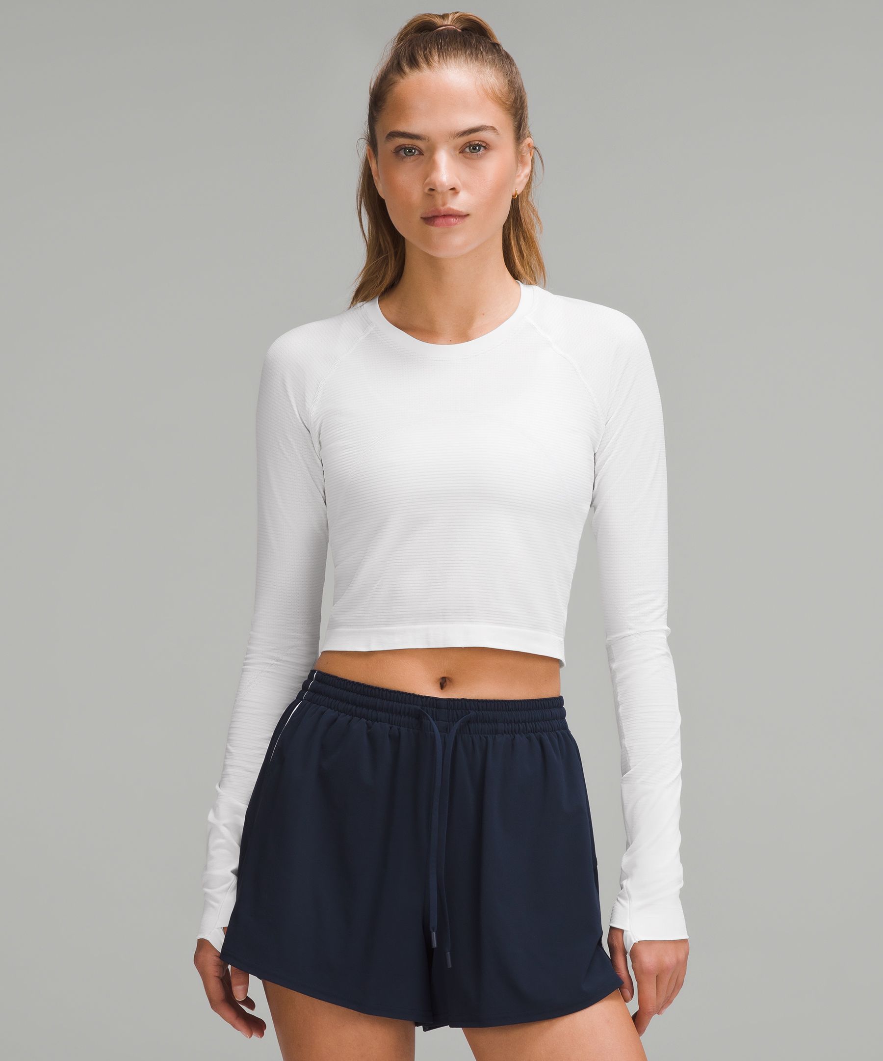 https://images.lululemon.com/is/image/lululemon/LW3GH4S_012826_1?size=800,800