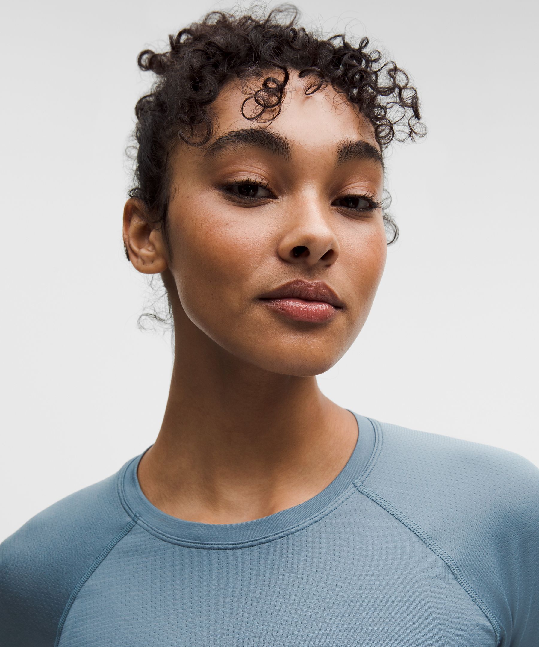 Swiftly Tech Cropped Long-Sleeve Shirt 2.0