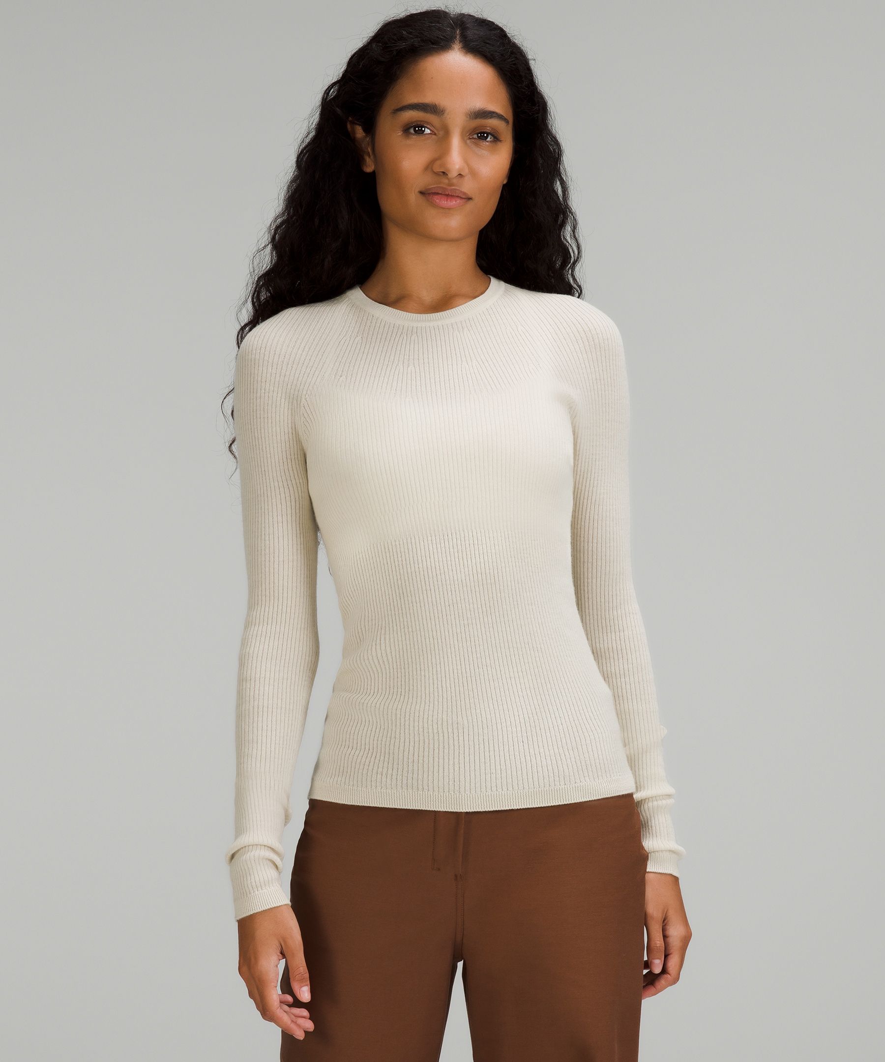 Petite Seamless Merino Crew-Neck Sweater in Responsible Wool