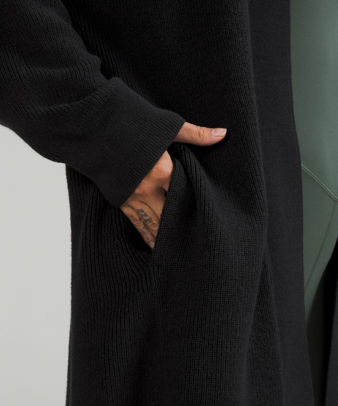 Gerippter Wrap-Pullover mit Merinowollmischung und langen Ärmeln