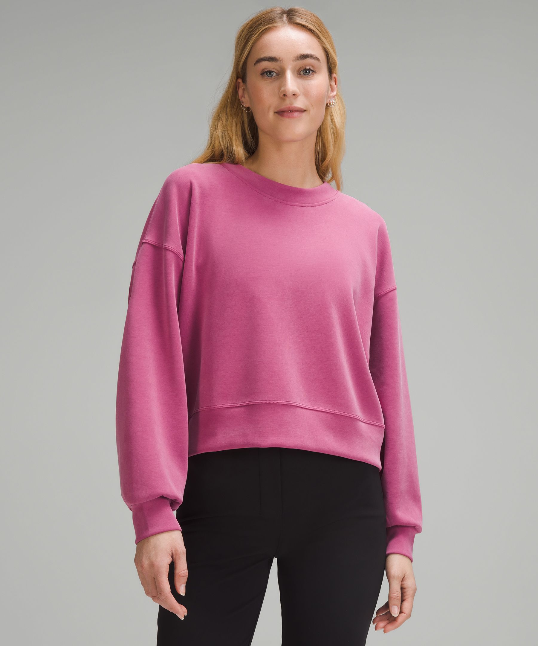 Softstreme Perfectly Oversized Cropped Crew