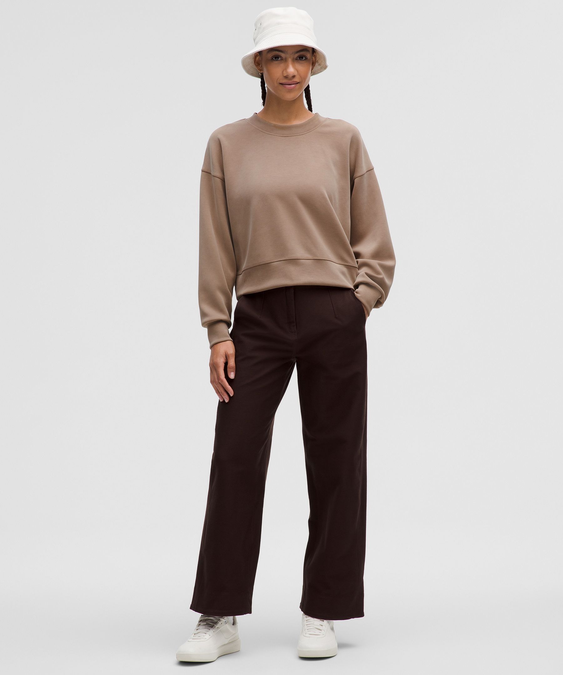 Store NWOT Lululemon Perfectly Oversized Cropped Crew *Softstreme