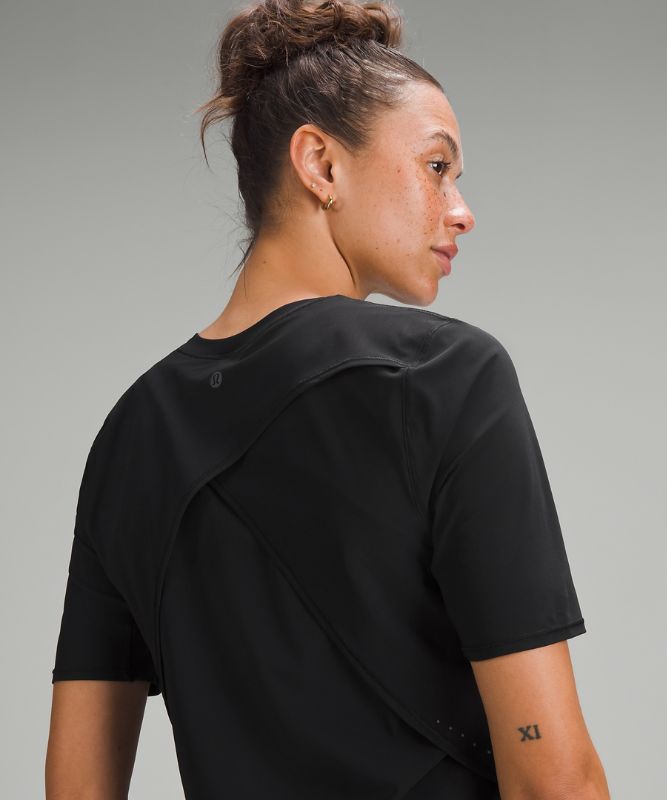 Lauf-T-Shirt mit Fold-over und UV-Schutz