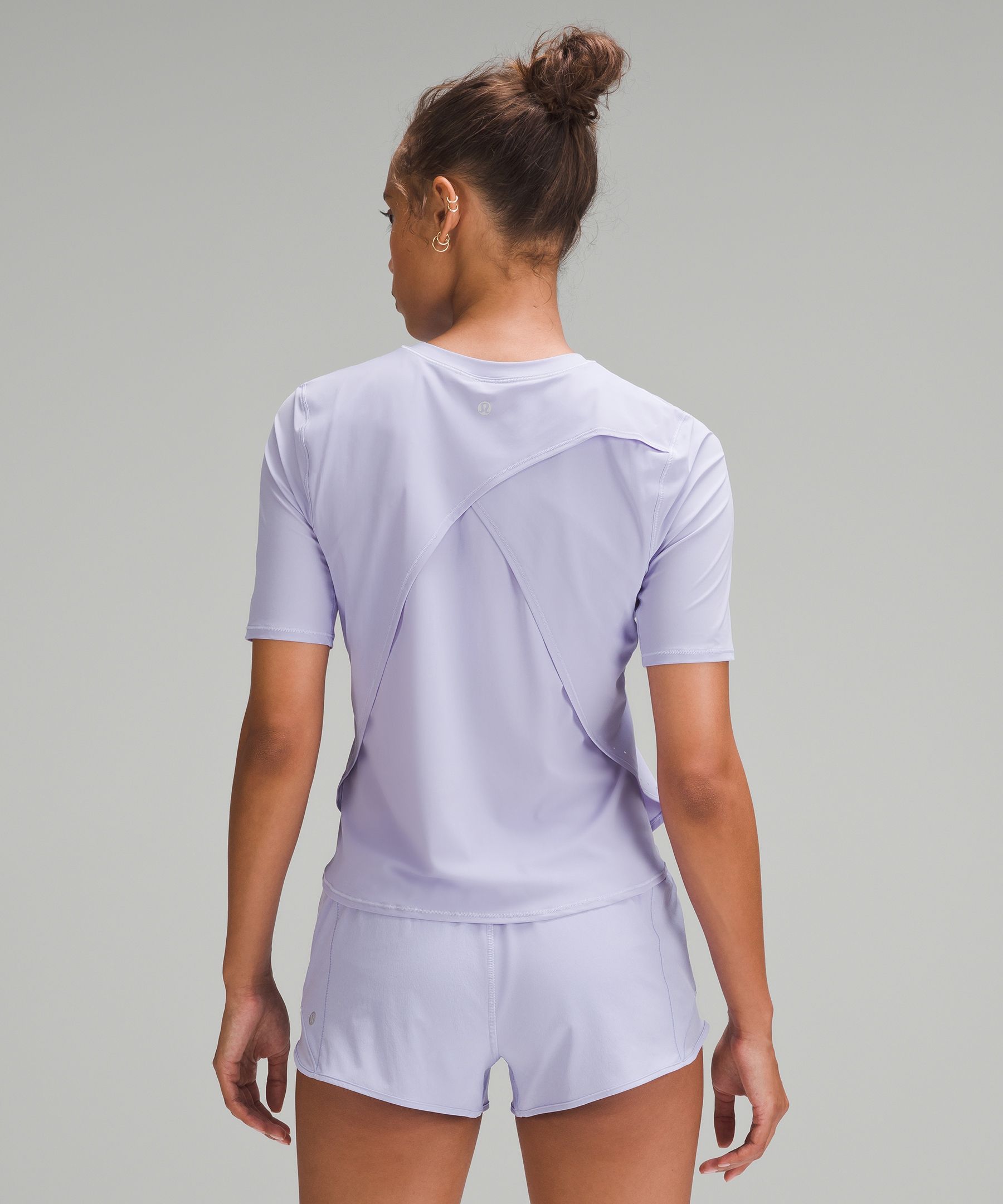 Lululemon UV Protection Fold-Over Running T-Shirt. 3