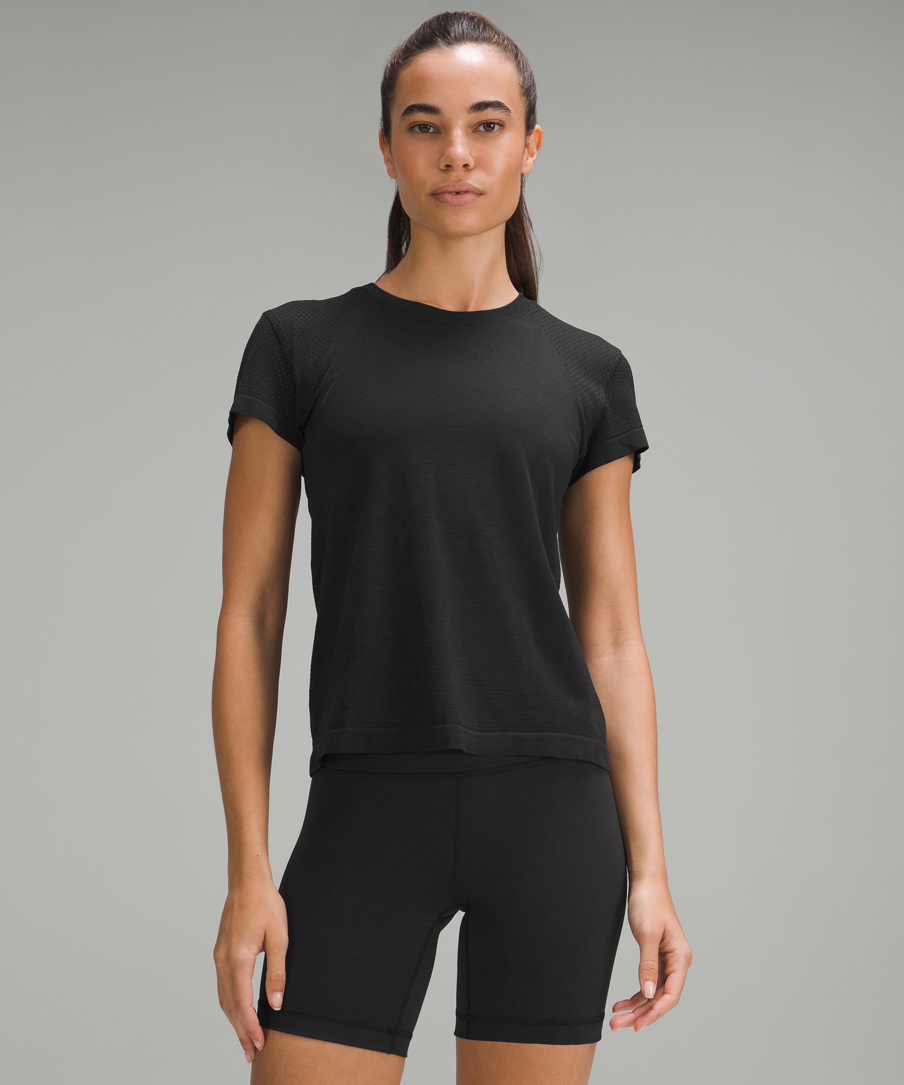 Lululemon athletica License to Train Classic-Fit T-Shirt, Women's Short  Sleeve Shirts & Tee's