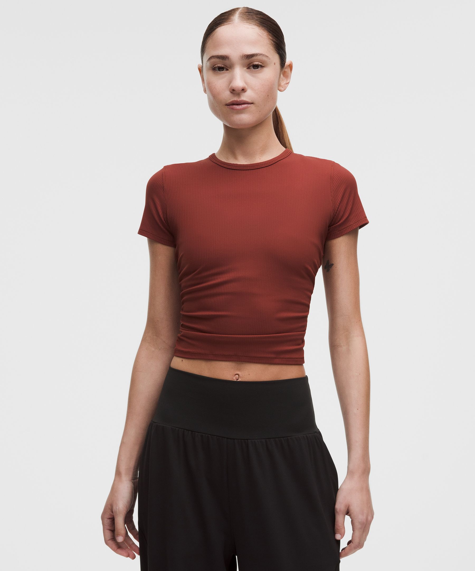 All It Takes リブNulu Tシャツ　ピンク（ピンクパール）サイズ6 All It Takes リブNulu Tシャツ | ショートスリーブ | Lululemon JP