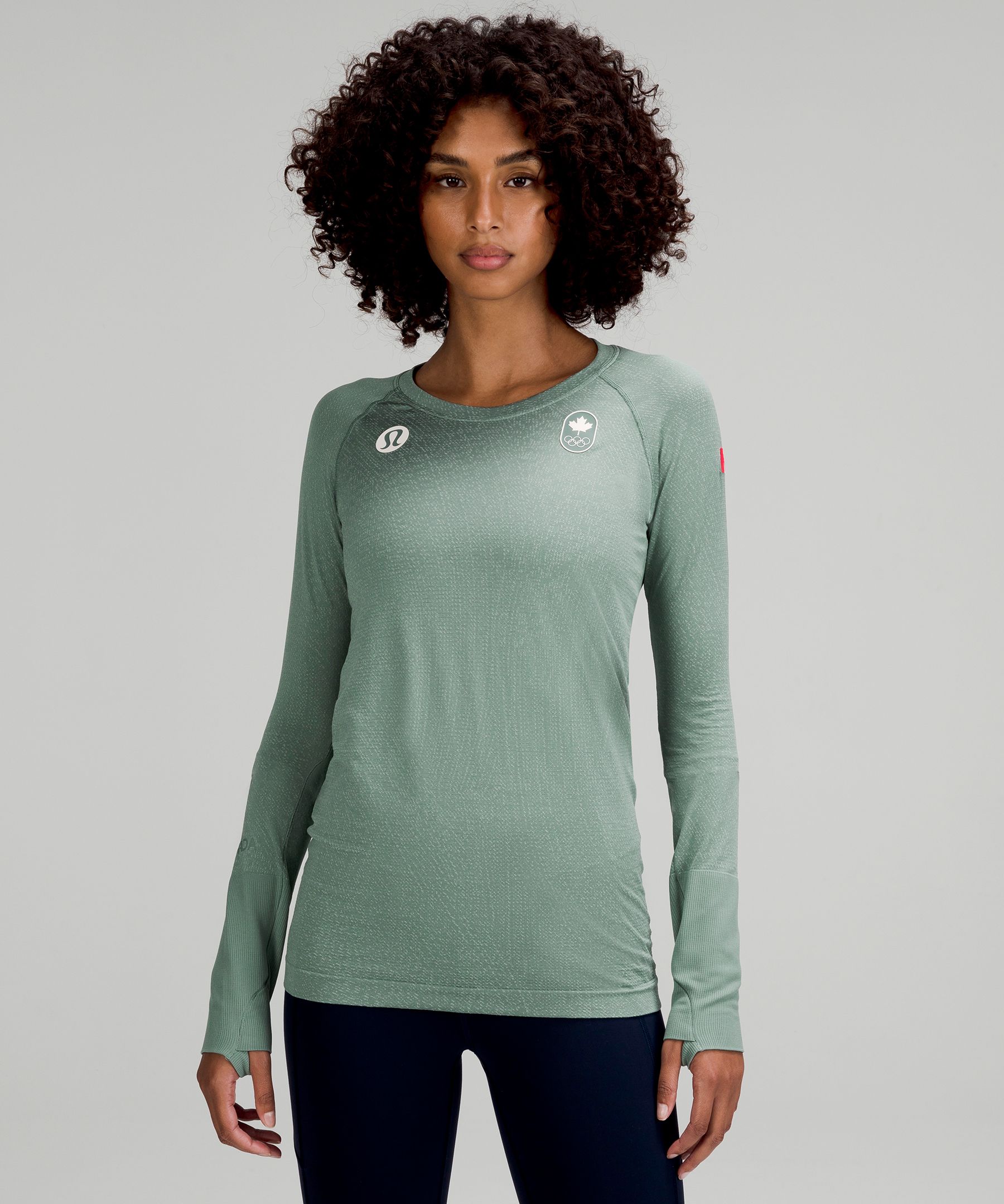 長袖♪チームカナダ【lululemon】★Long-Sleeve ShirtCOC Logo★ Team Canada The Fundamental Graphic Long-Sleeve Shirt *COC