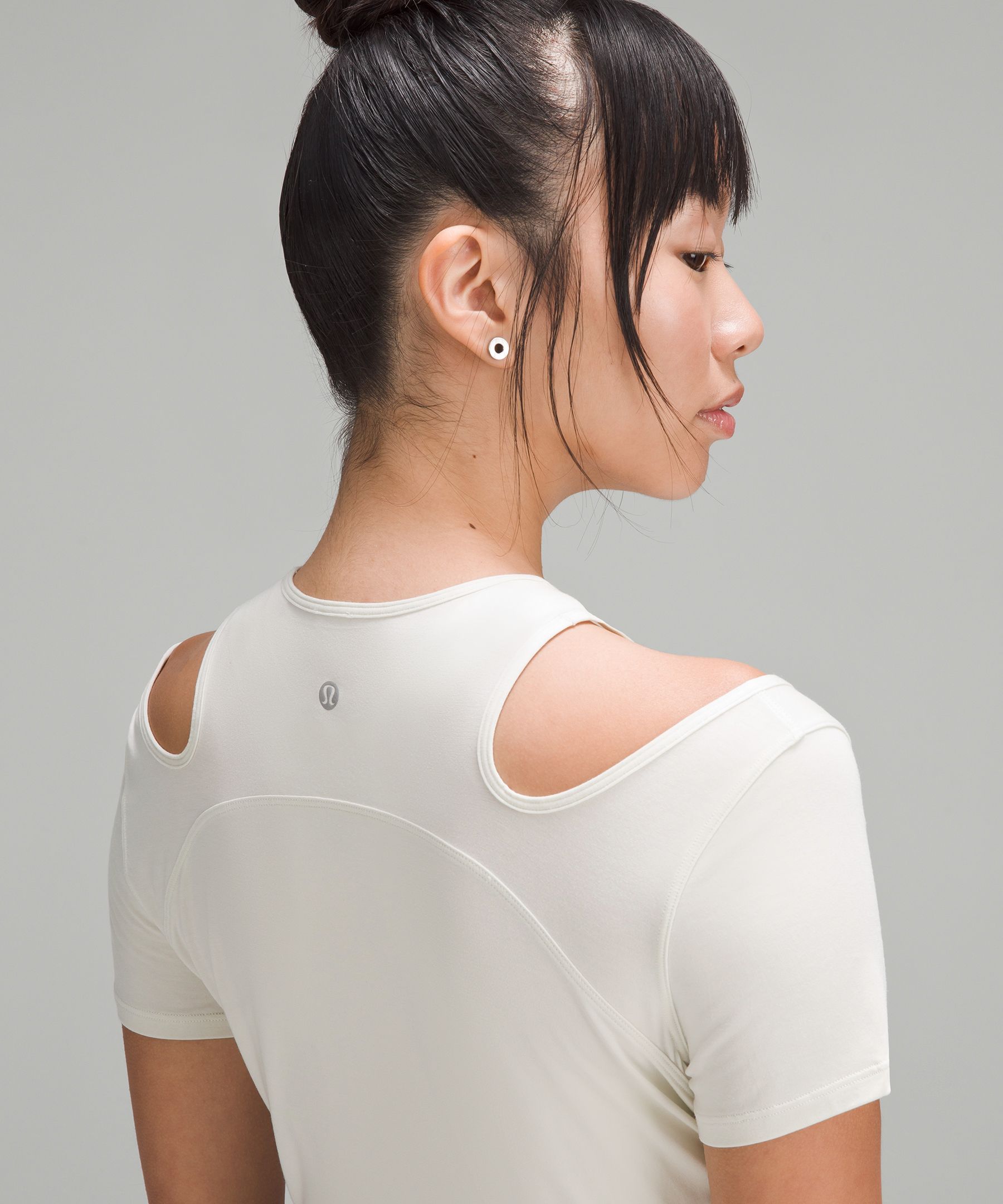 Shoulder Cut-Out Yoga T-Shirt