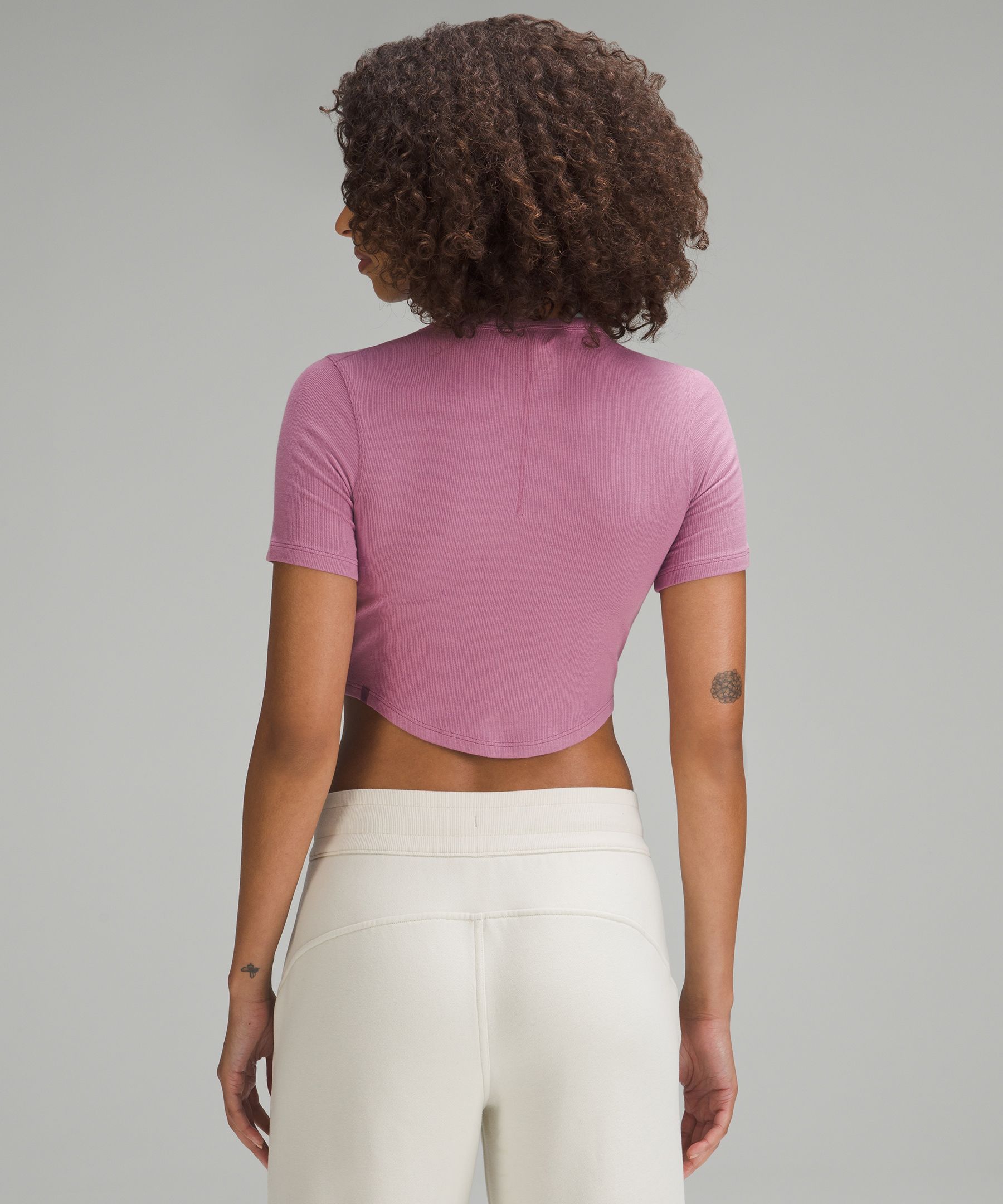 Hold Tight Cropped T-Shirt