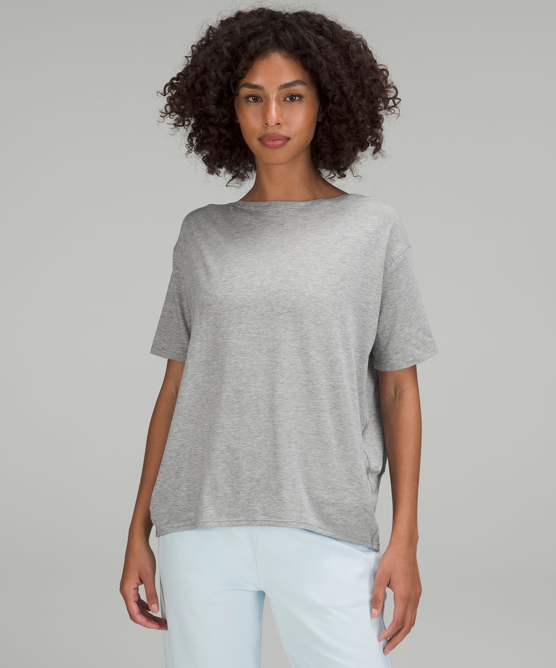 New Lululemon Back In Action Short Sleeve Size 10 Heathered Core Medium  Grey.