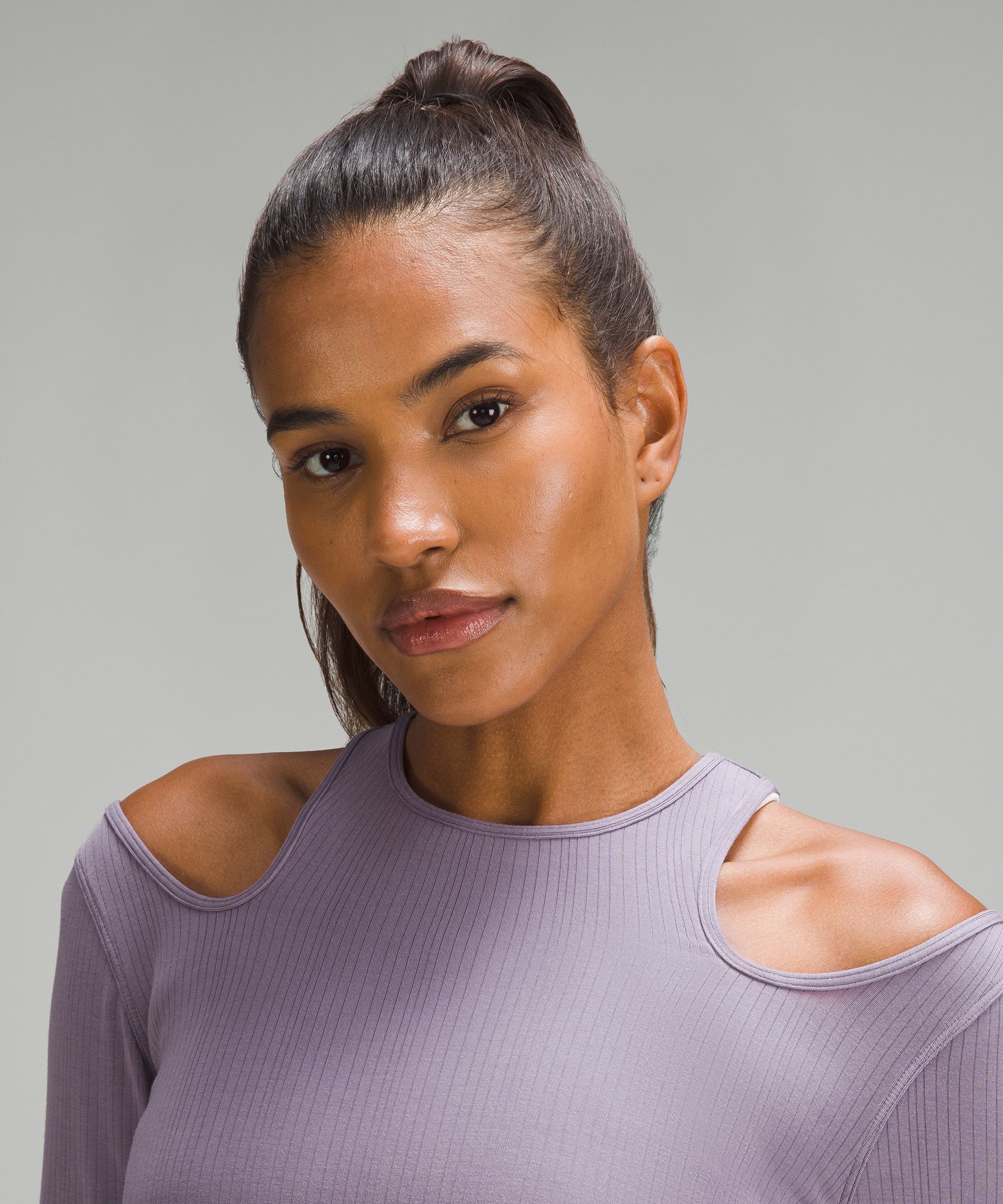 Shoulder Cut-Out Yoga Long-Sleeve Shirt