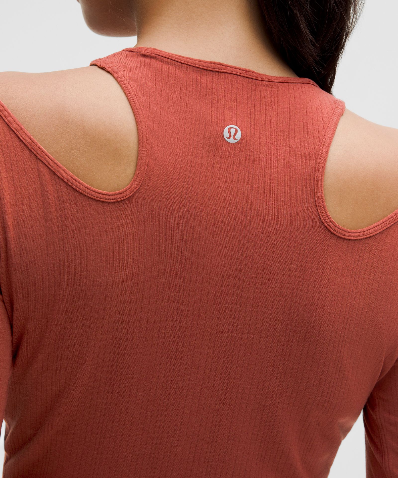 Lululemon Shoulder Cut-Out Yoga Long-Sleeve Shirt — фото 5