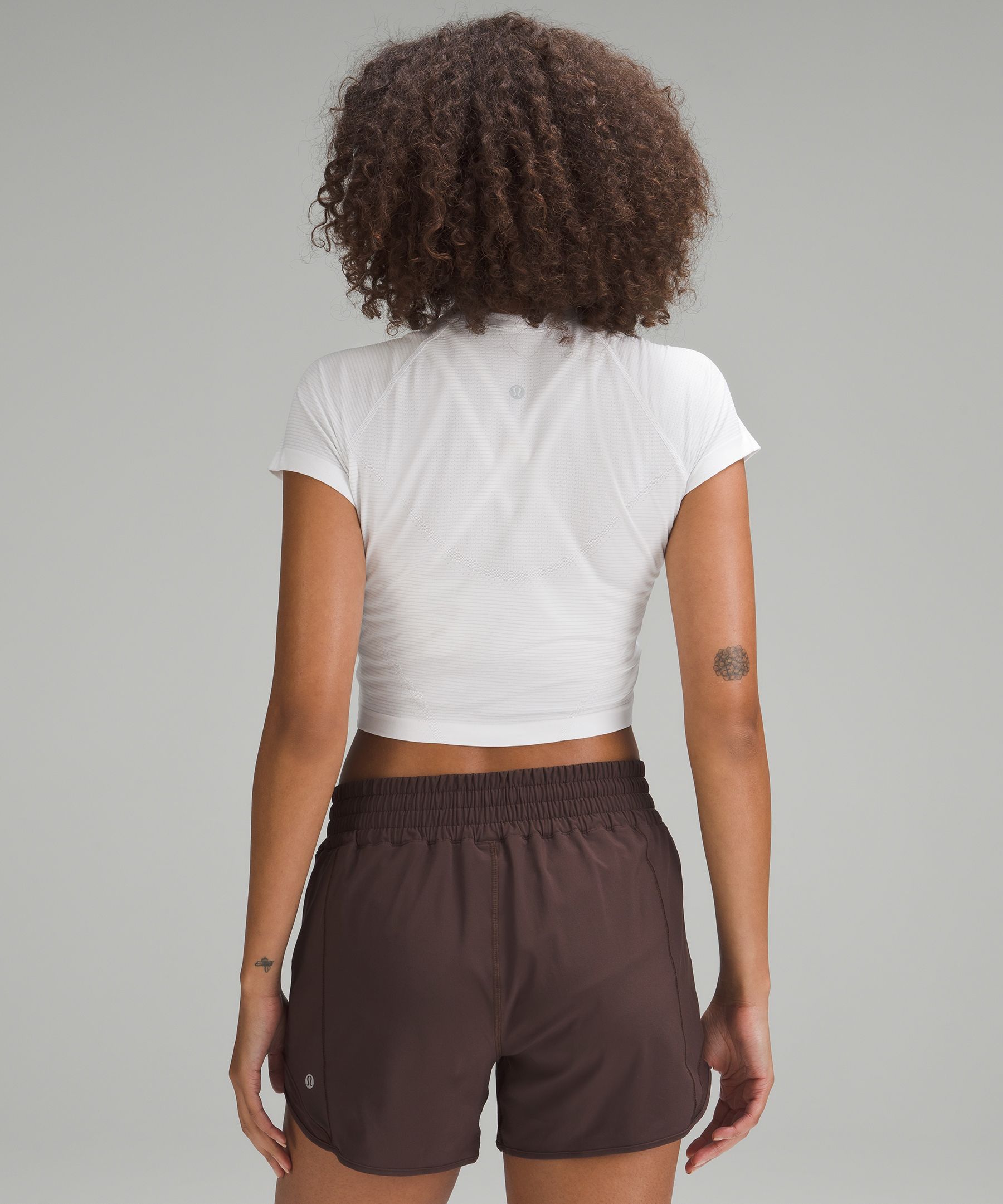 Swiftly Tech Cropped Short-Sleeve Shirt 2.0