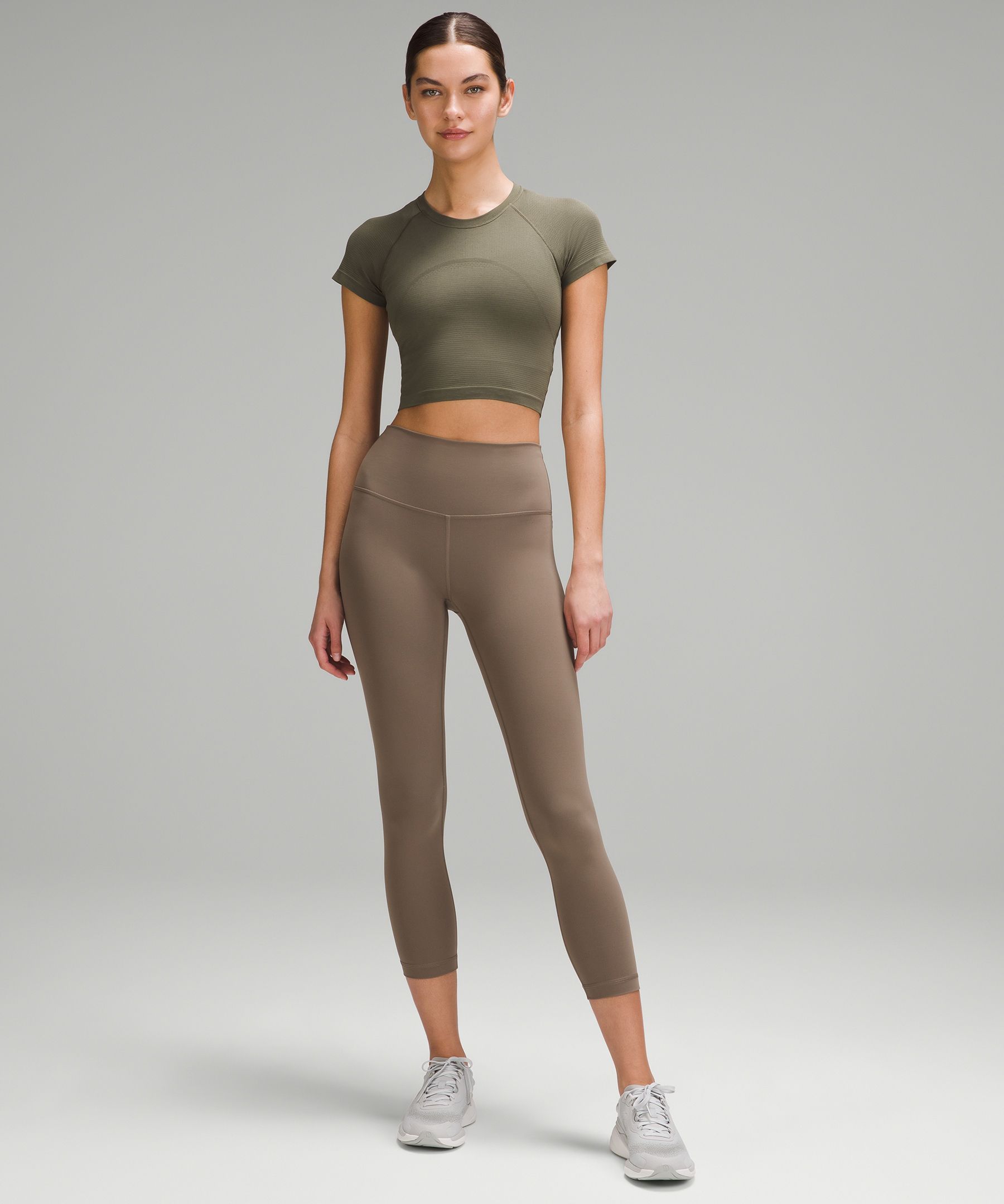 Swiftly Tech Cropped Long-Sleeve Shirt 2.0