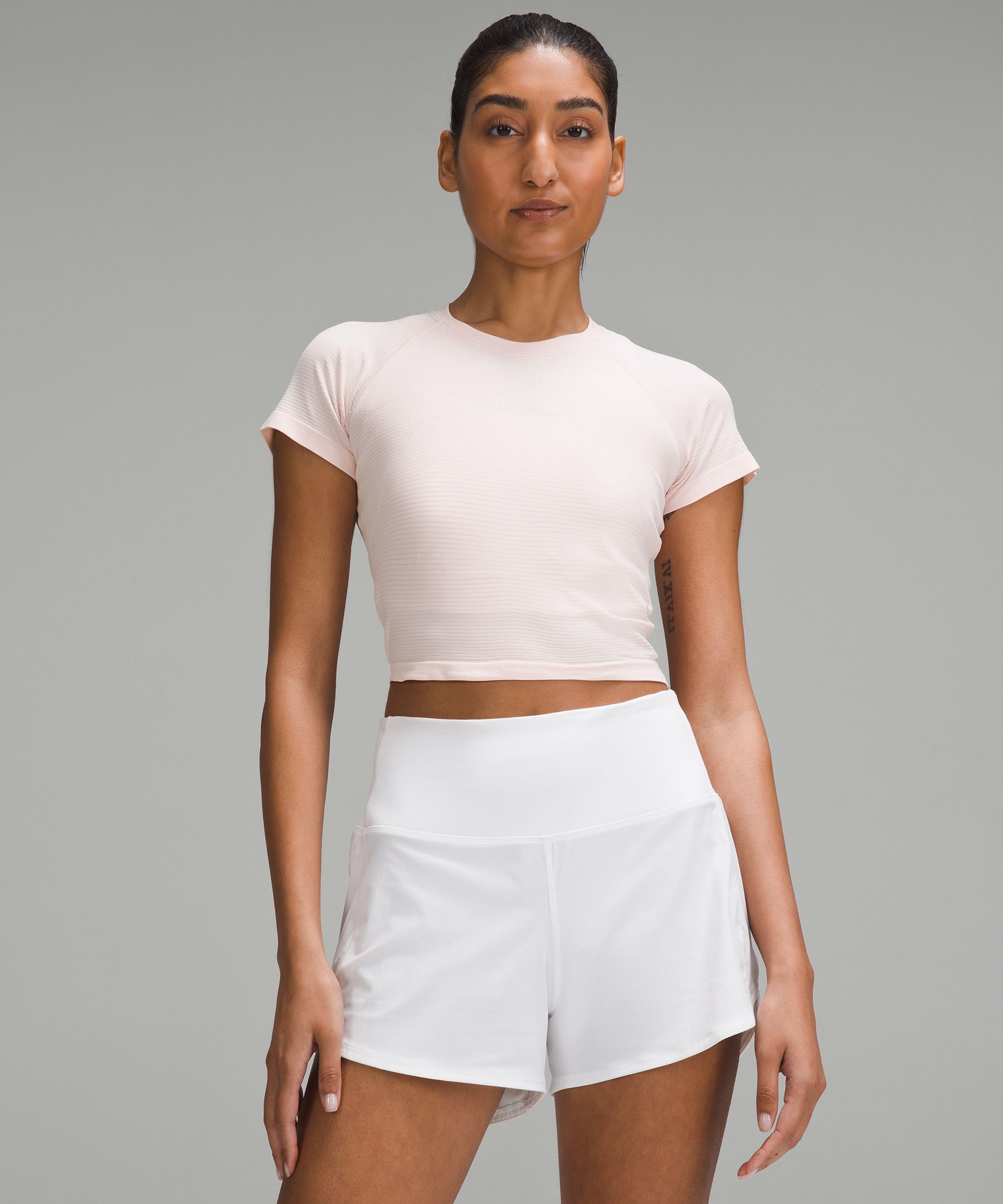 Swiftly Tech Cropped Short-Sleeve Shirt 2.0, Women's Short Sleeve Shirts &  Tee's