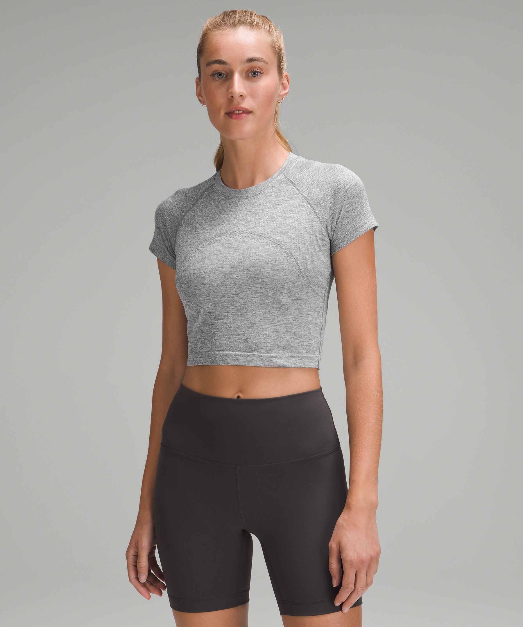Lululemon Women's Swiftly Tech Short Sleeve 2.0 Model # LW3DFNS Size US  10/UK 14
