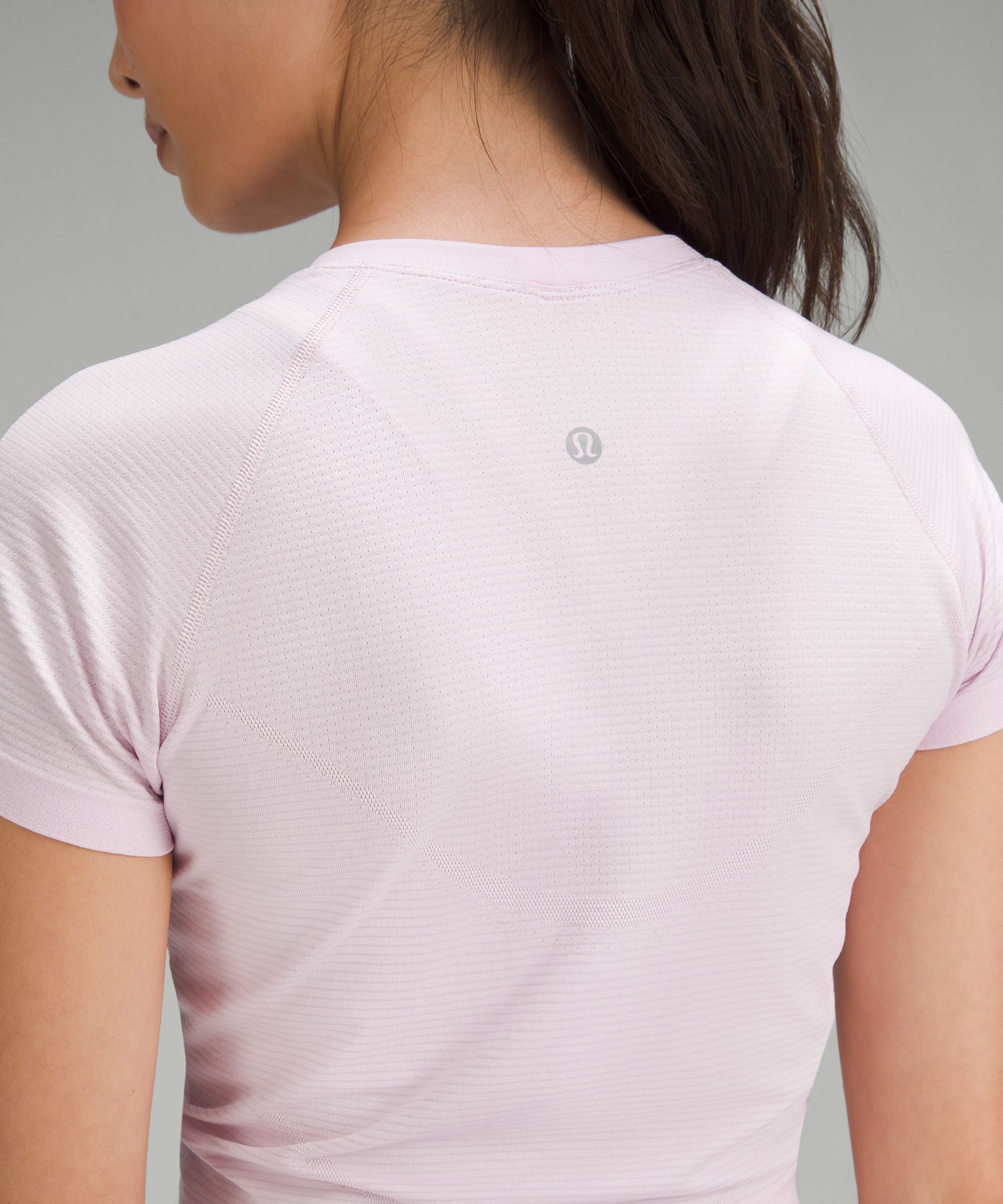 Lululemon Swiftly Tech Cropped Short-Sleeve Shirt 2.0 - Slate / White - lulu  fanatics