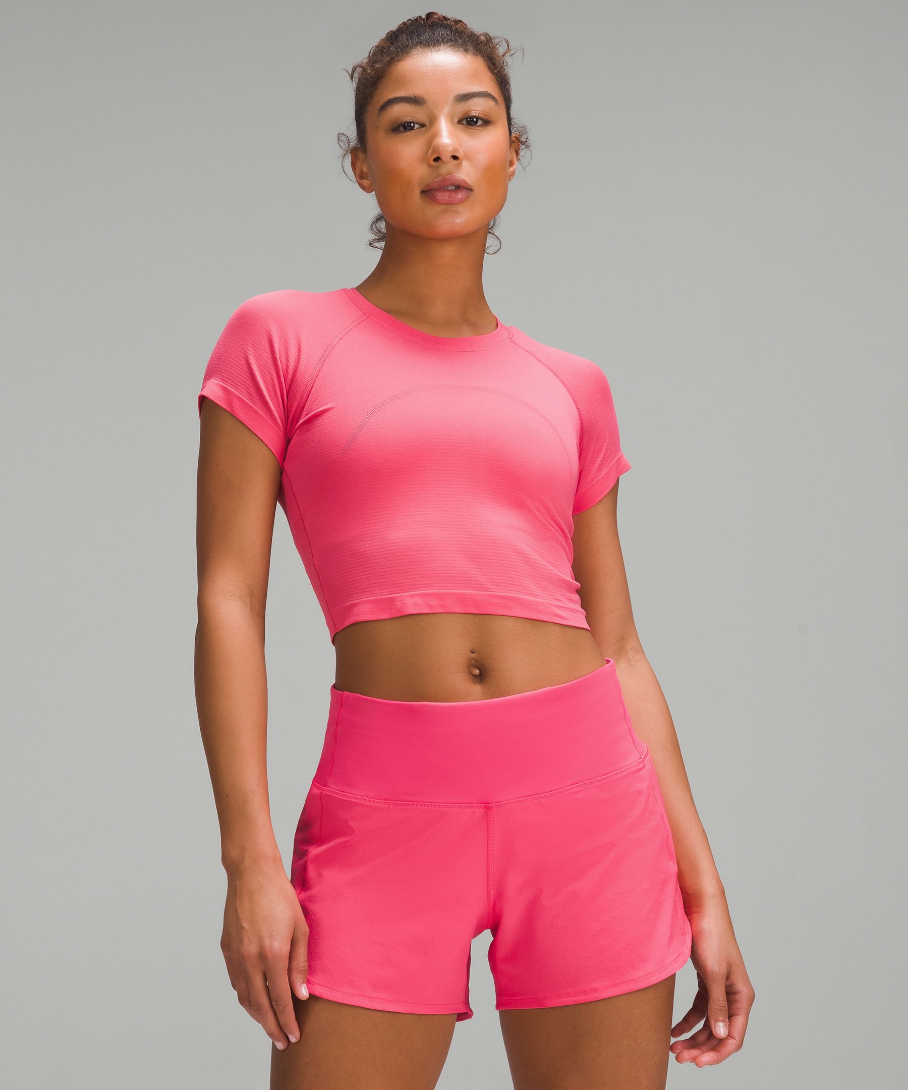 Lu's Chic Women's Crop Tops with Built-in Bra Short Sleeve Workout Shirt  Sports Fitness Active Yoga Athletic Crew Neck Padded Hollow Out Tight Tee  Gym Pink Small 