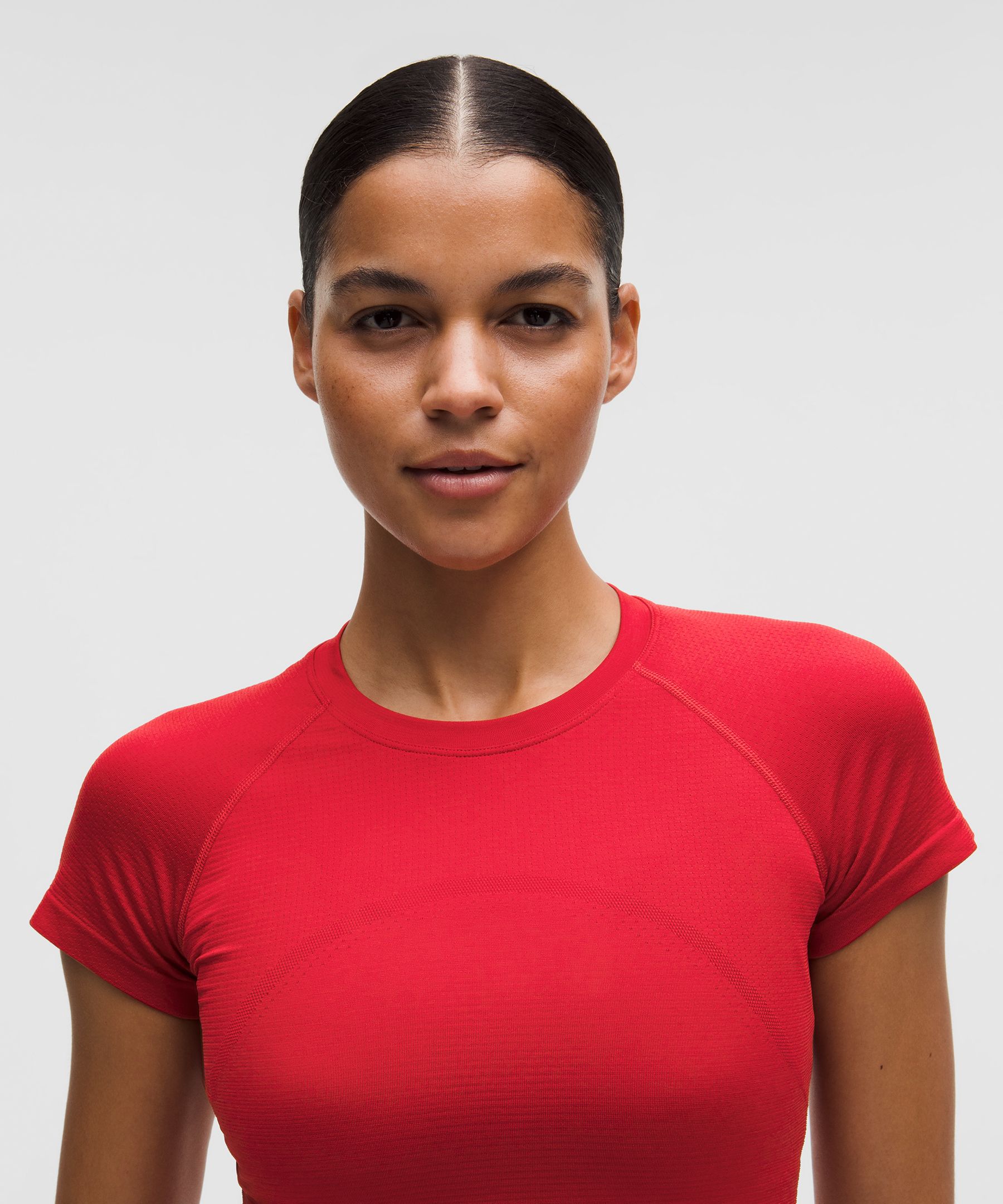 Swiftly Tech Cropped Short-Sleeve Shirt 2.0 | Women's Short Sleeve