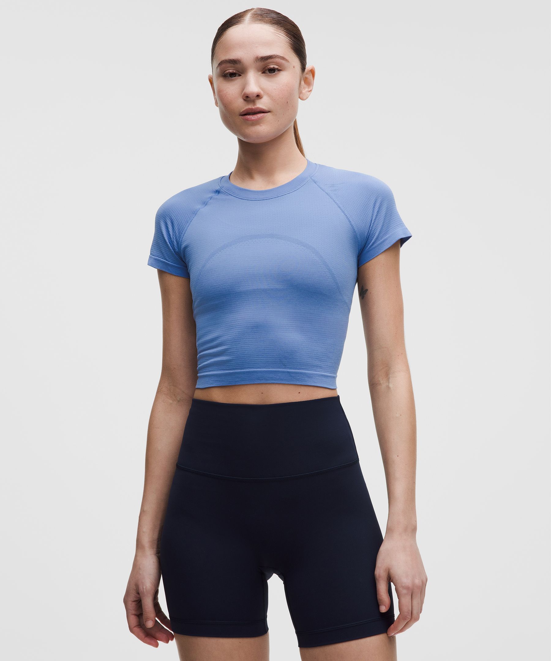 Swiftly Tech Cropped Short-Sleeve Shirt 2.0