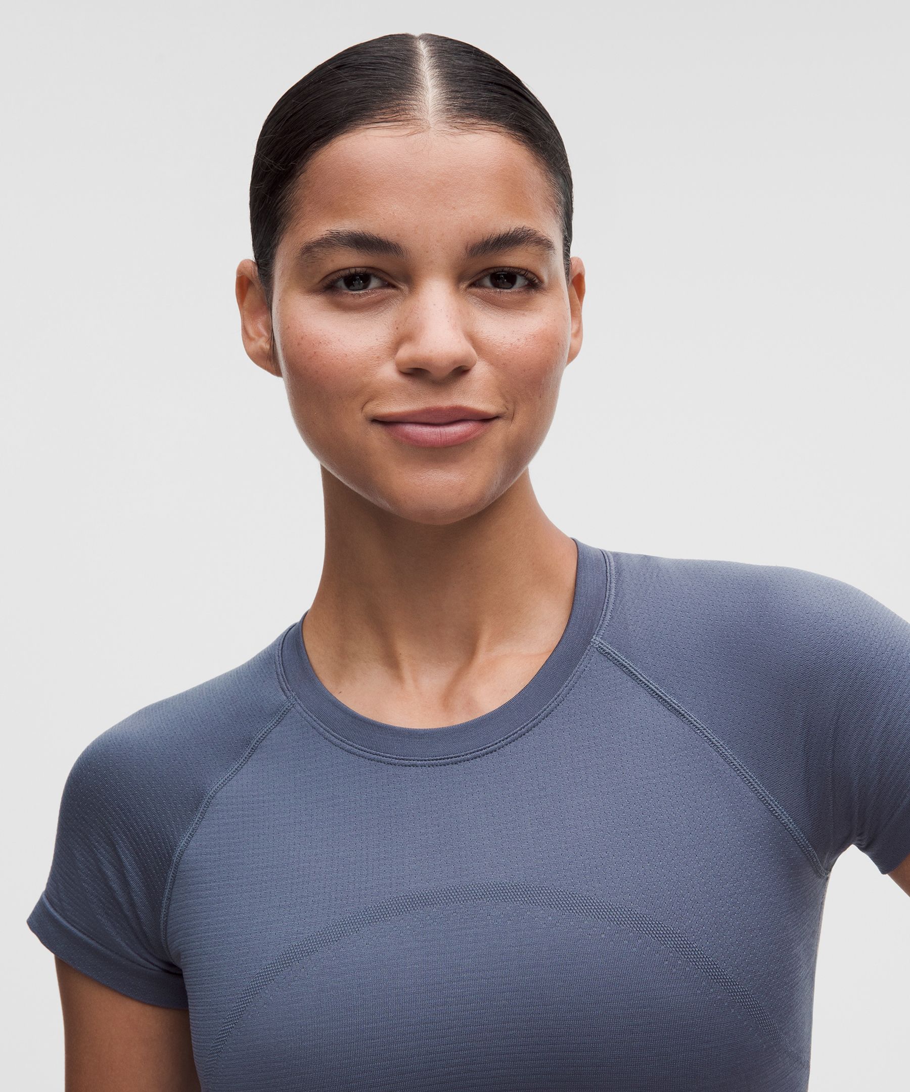 Swiftly Tech Cropped Short-Sleeve Shirt 2.0