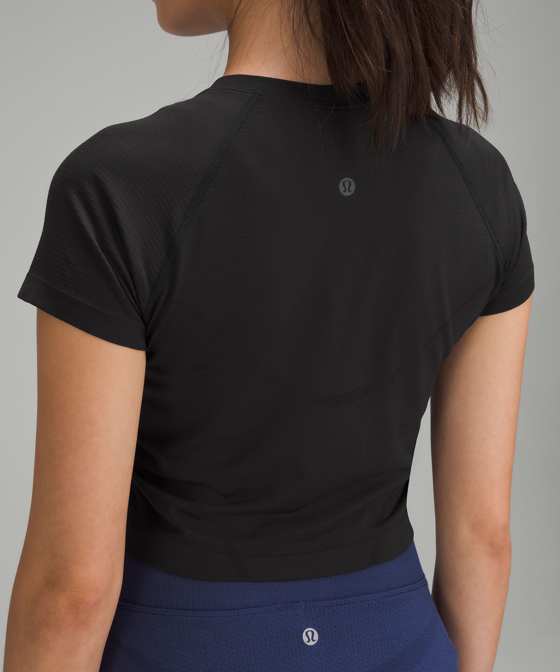 Swiftly Tech Cropped Short-Sleeve Shirt 2.0