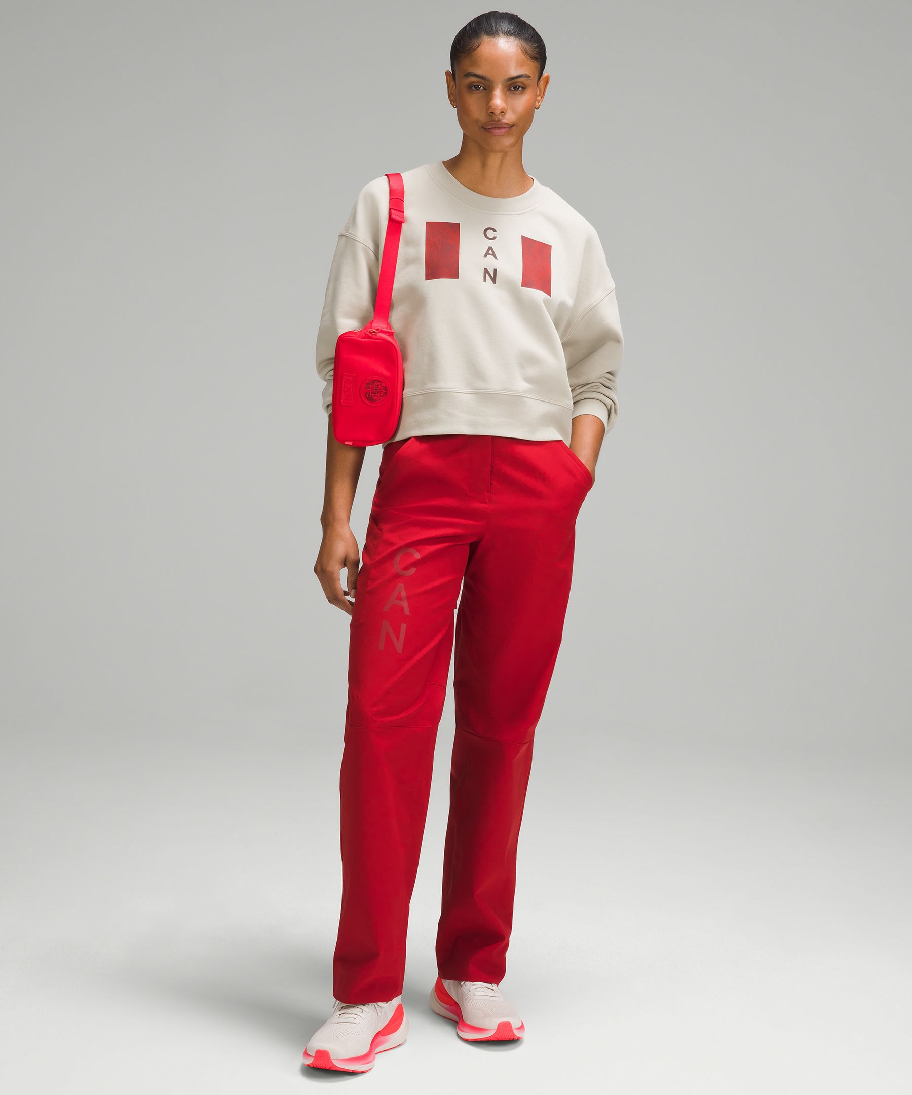 Team Canada Perfectly Oversized Cropped Crew