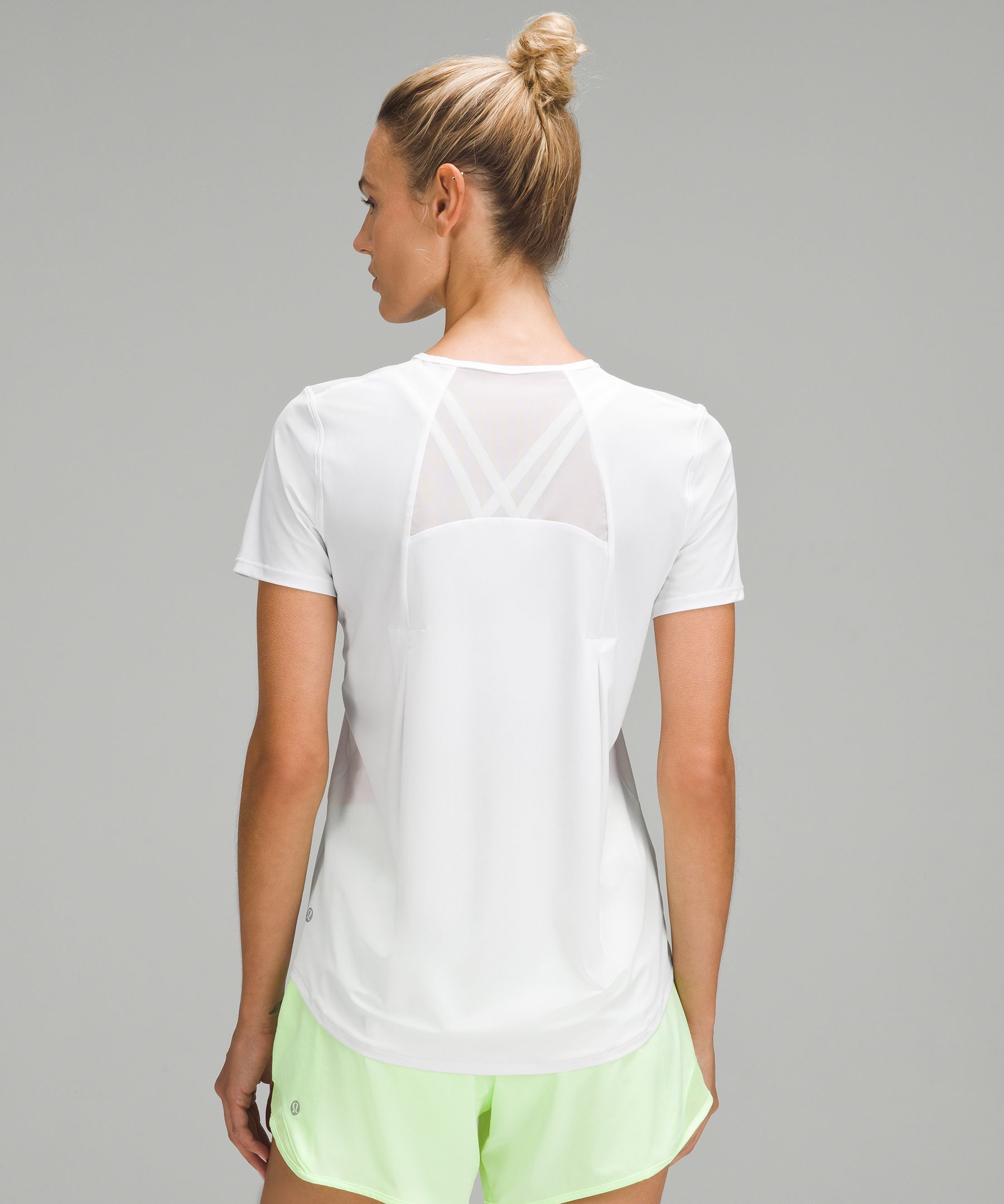 Women Lululemon white short sleeve T-shirt. Size 10. Prev. owned