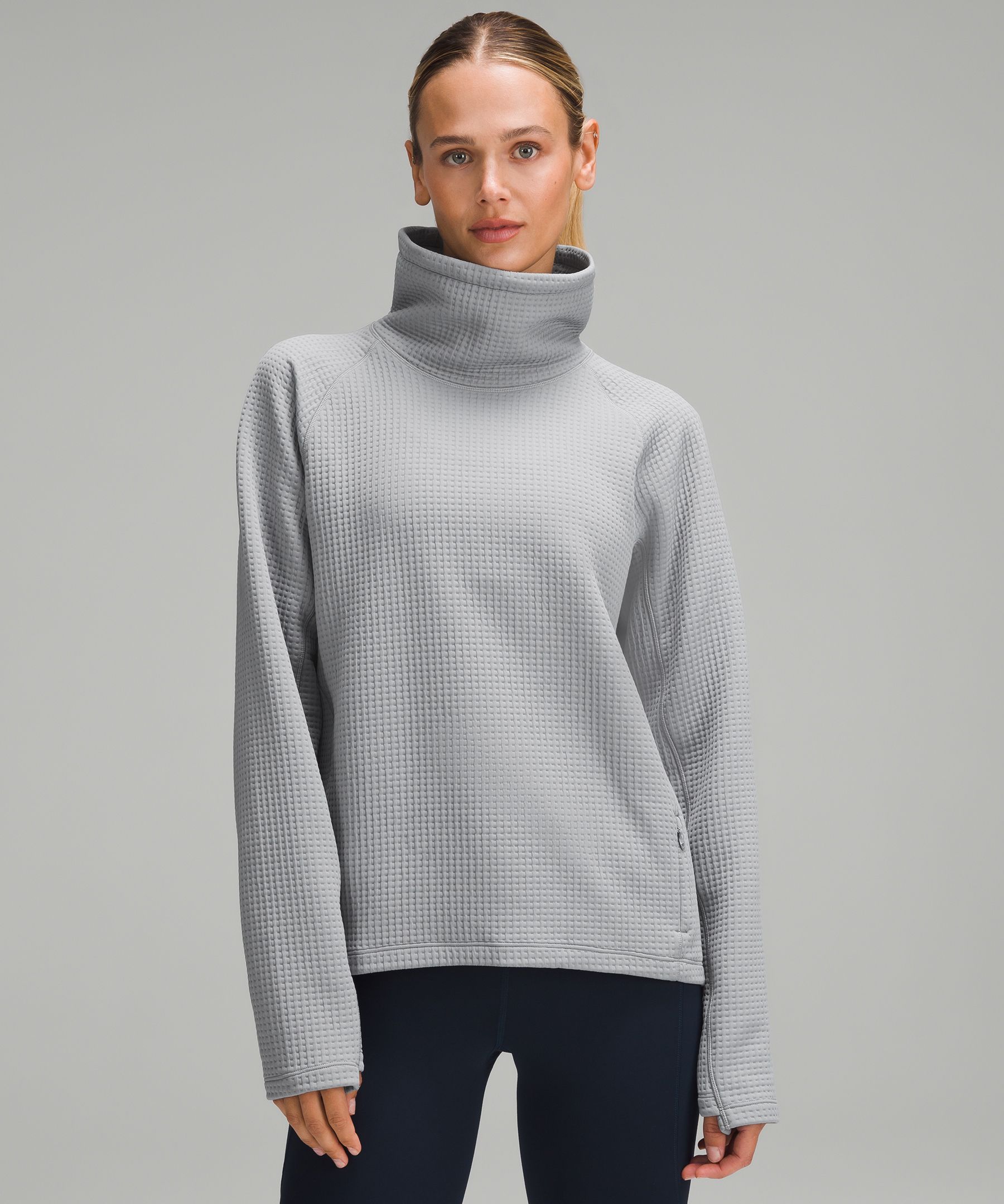 Lululemon Womens Long Sleeve Crew Neck Striped Knit Shirt Gray