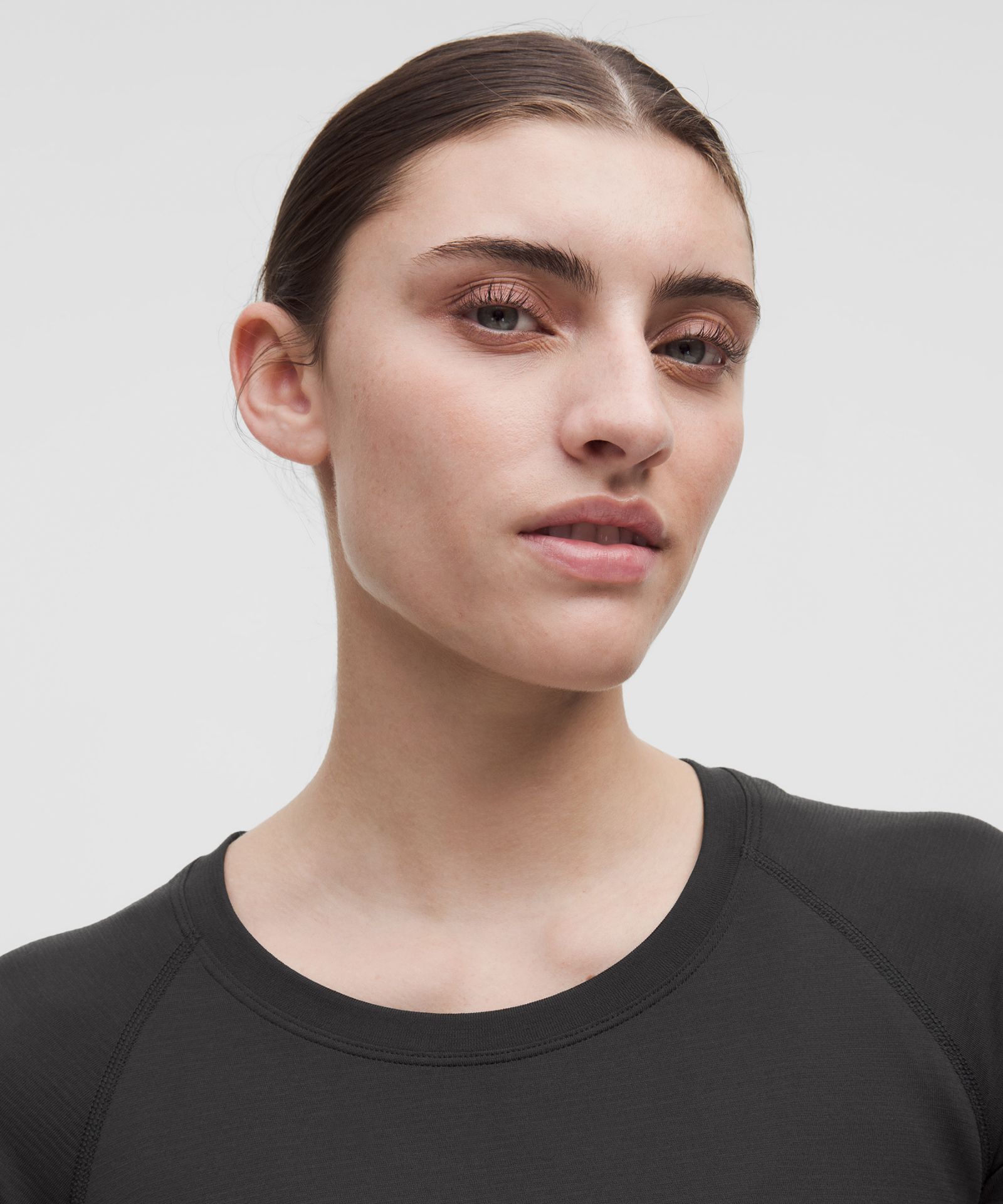 Женская футболка Lululemon Swiftly Tech 2.0 с коротким рукавом — фото 4