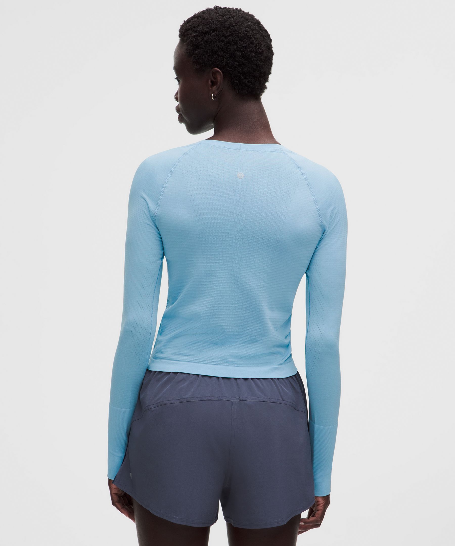 Camiseta Swiftly Tech 2.0 de manga larga *Longitud hasta la cintura
