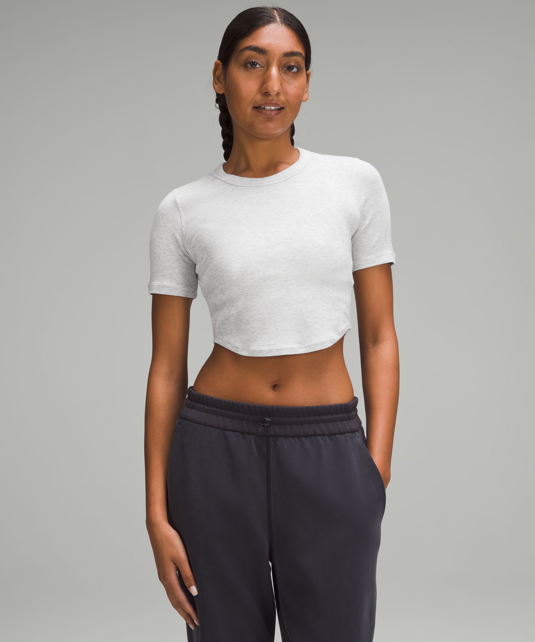 Lululemon cropped shirt Size 10 women