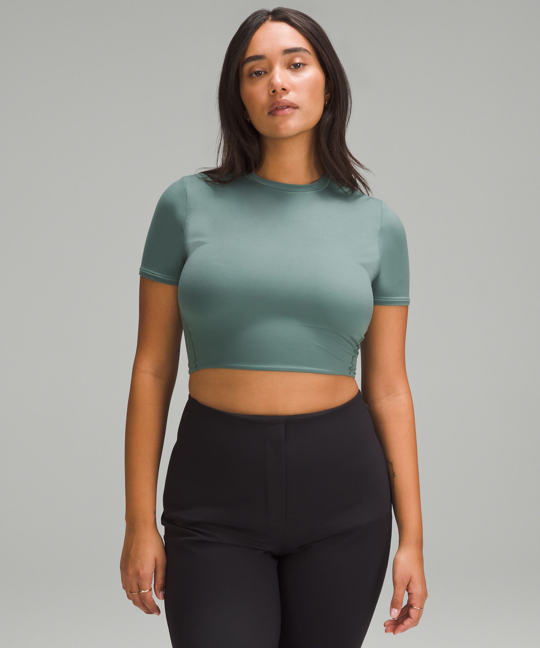 Lululemon Crewneck Cropped T-shirt