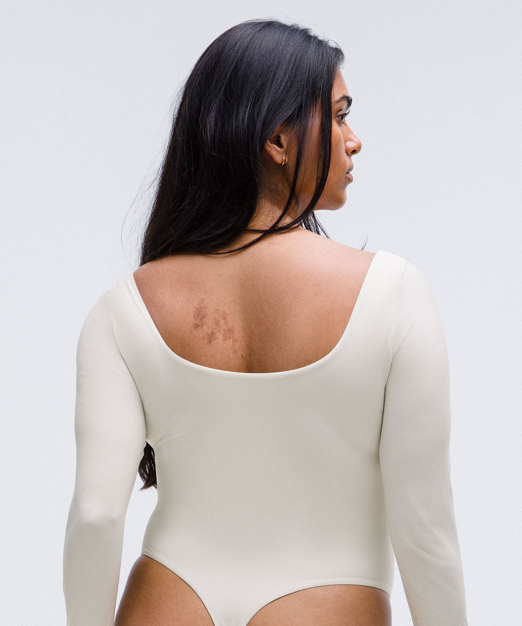 The perfect long sleeve bodysuits for layering 🤎 (🔗 under “September, BodySuit