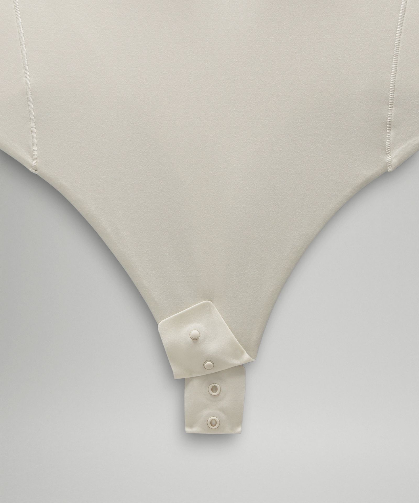 Lululemon Wundermost Ultra-Soft Nulu Turtleneck Bodysuit — фото 6