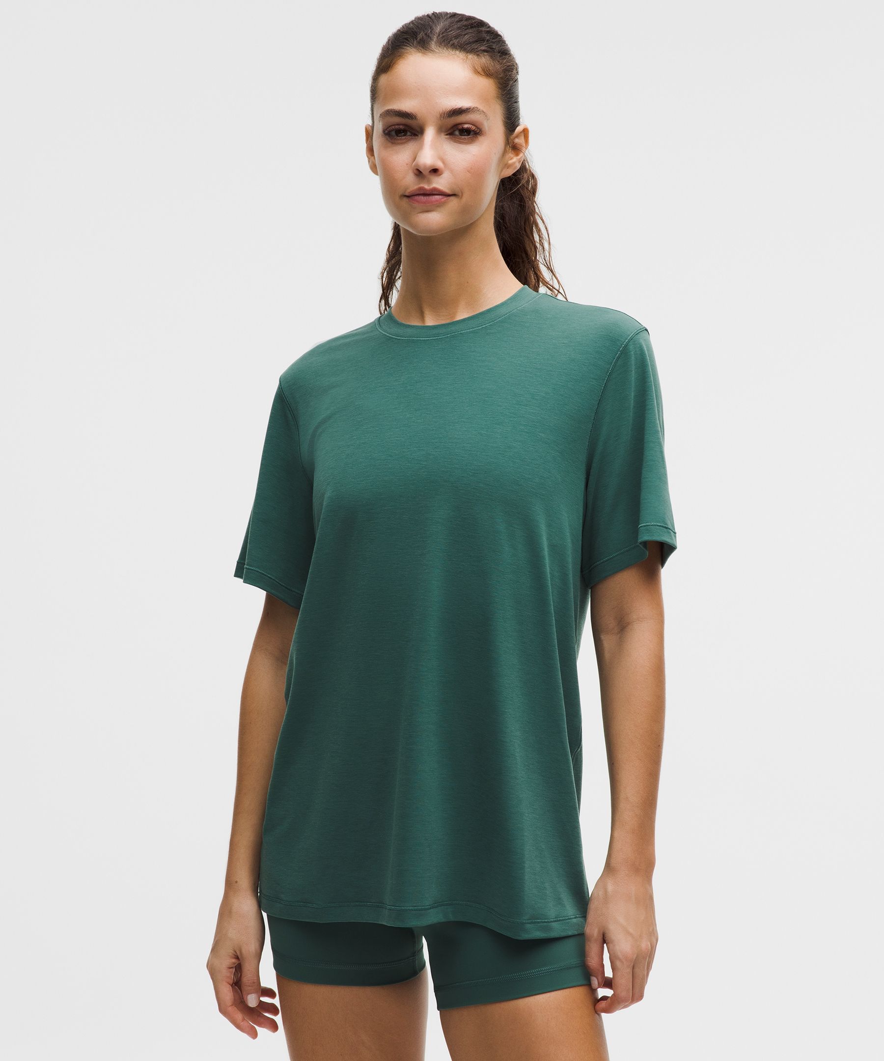 lululemon – Women’s Jersey Training Short-Sleeve Shirt – Color Green – Size 8